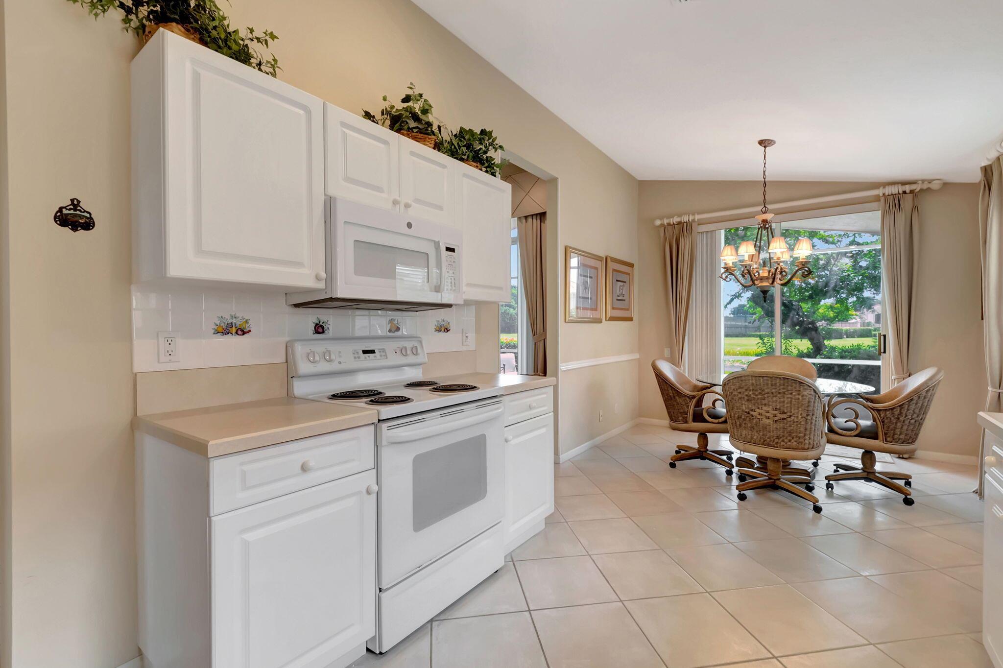 11530 Spring Oak Avenue