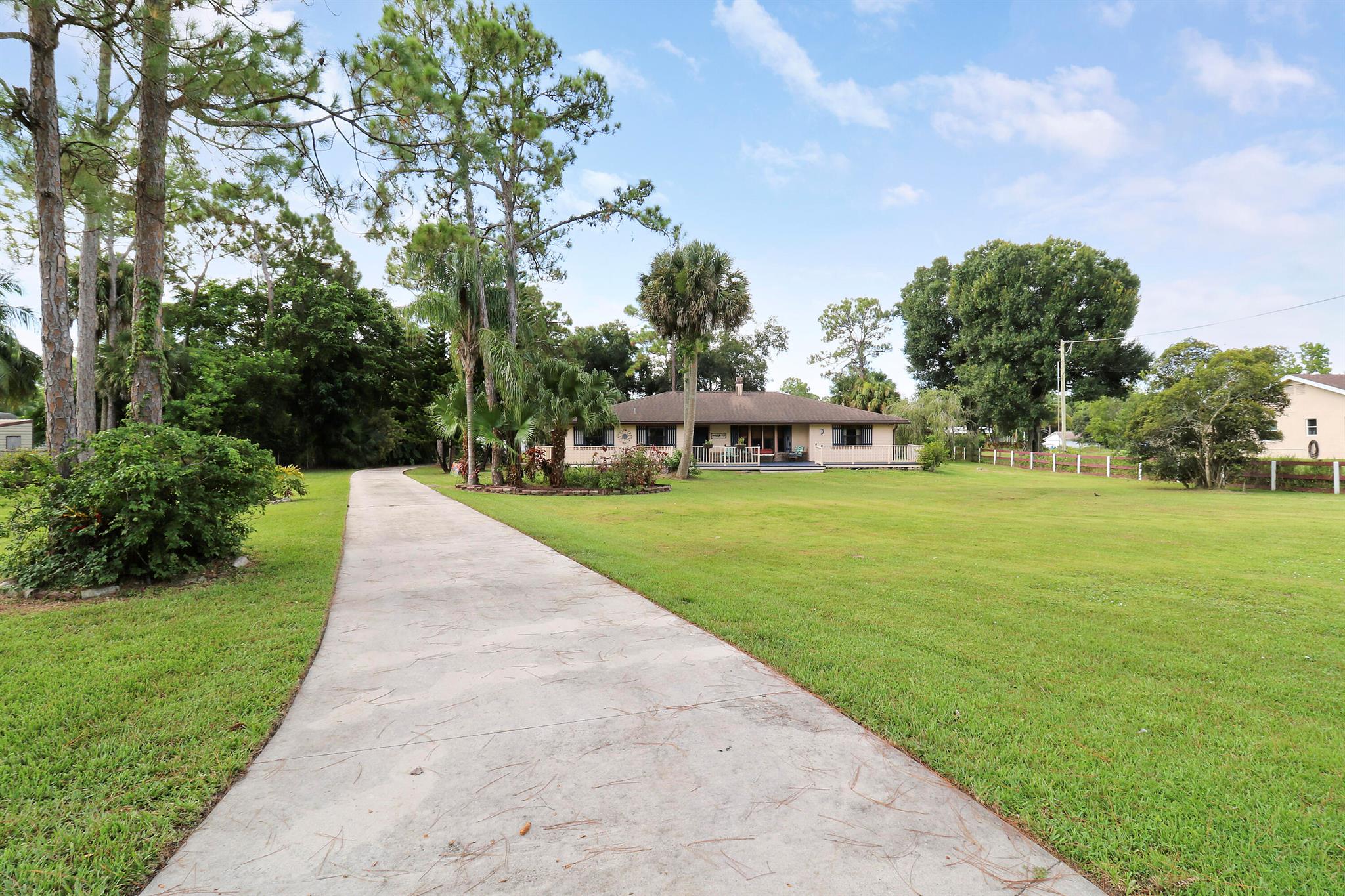 11224 54th Street N