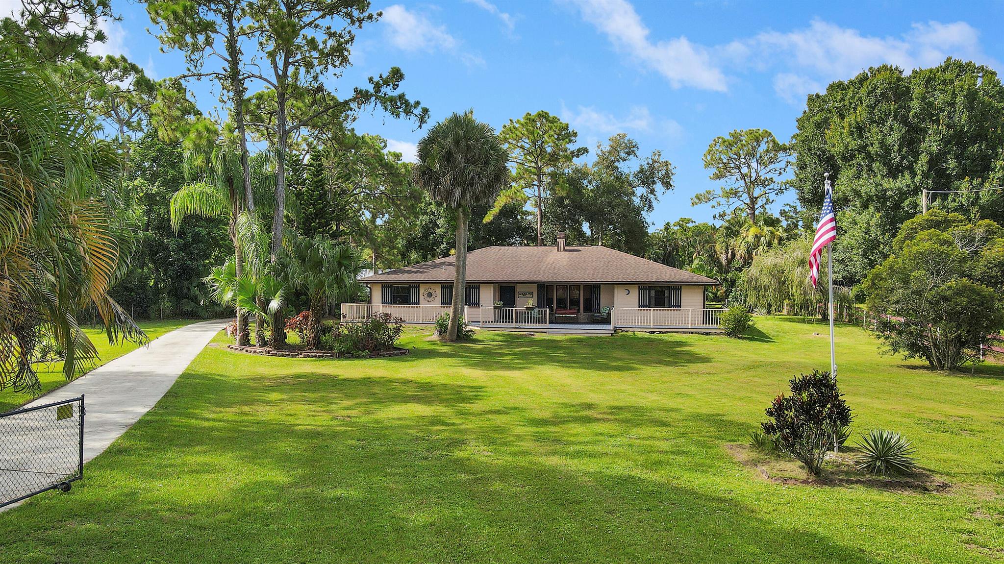 11224 54th Street N