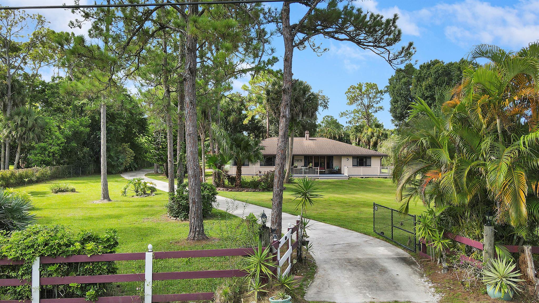 11224 54th Street N