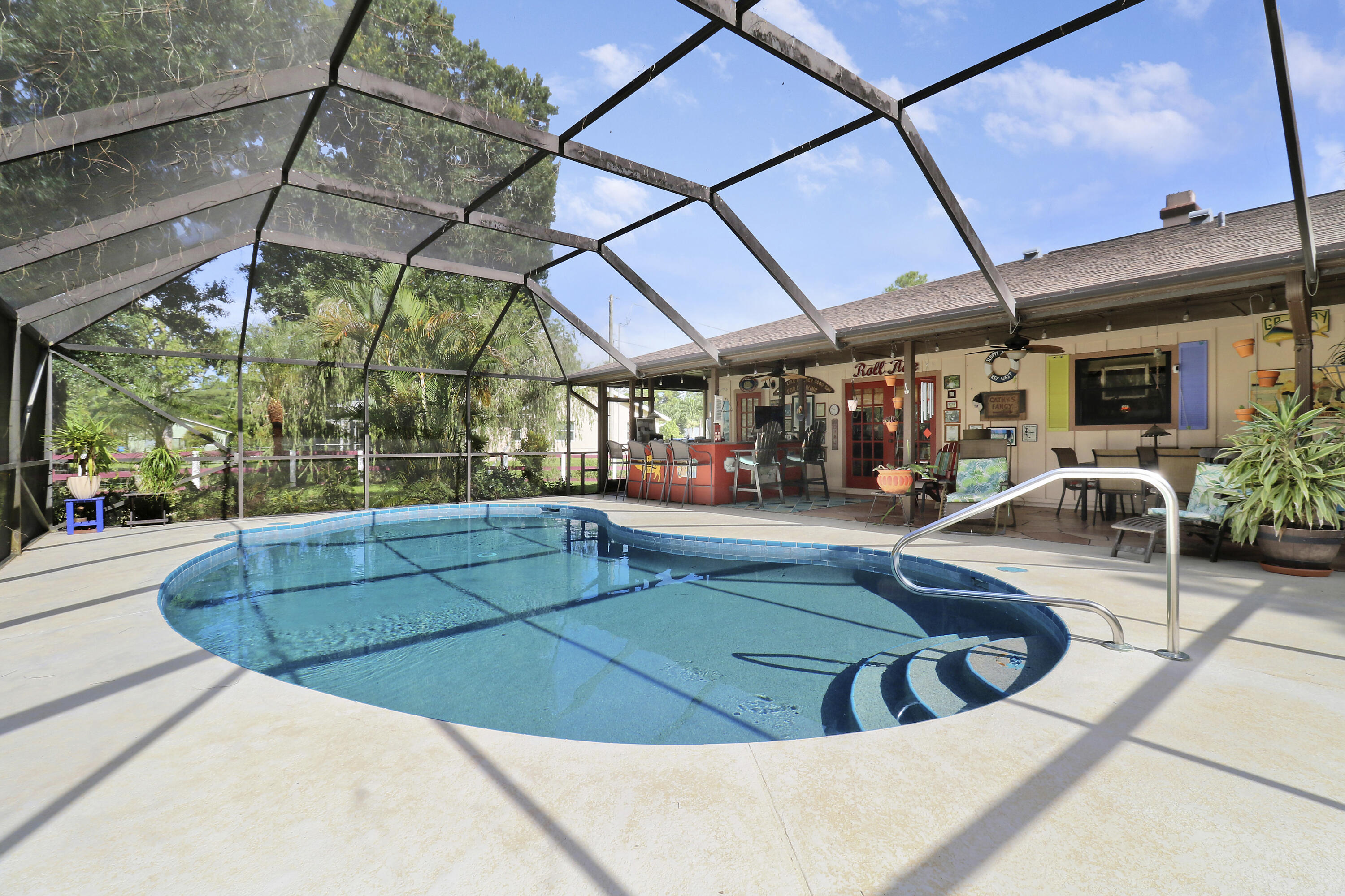 11224 54th Street N