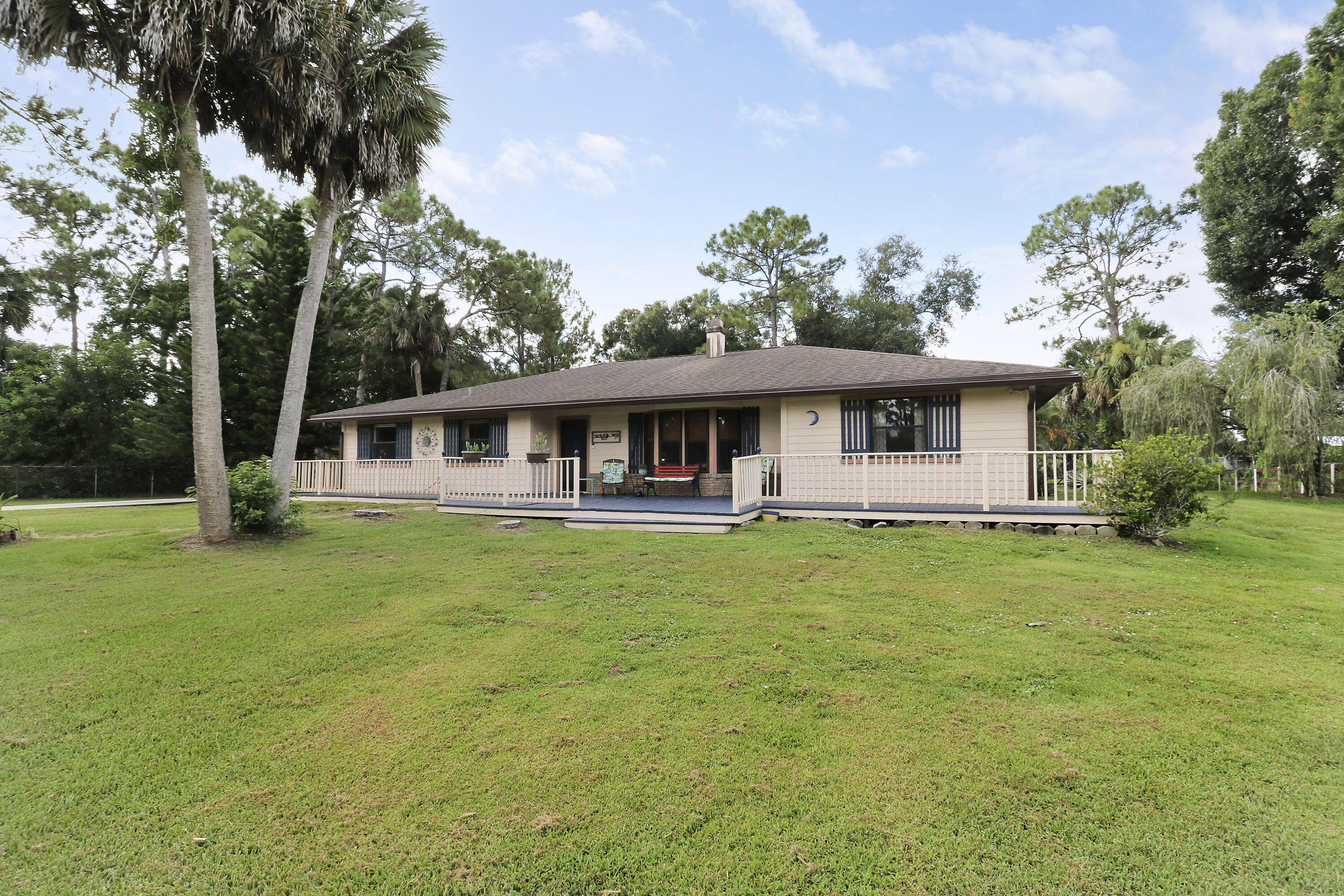 11224 54th Street N