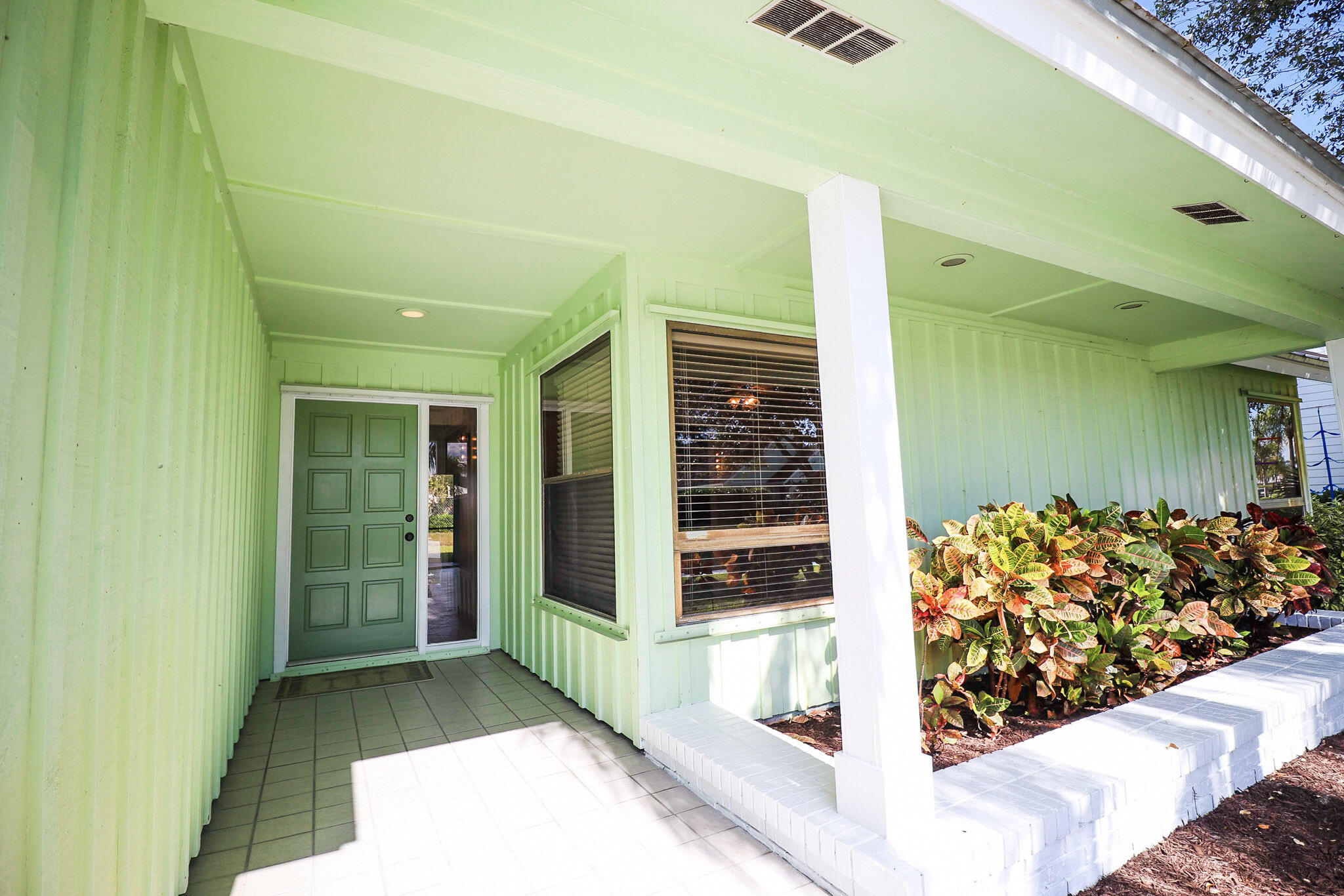 65 Pine Hill Trail W