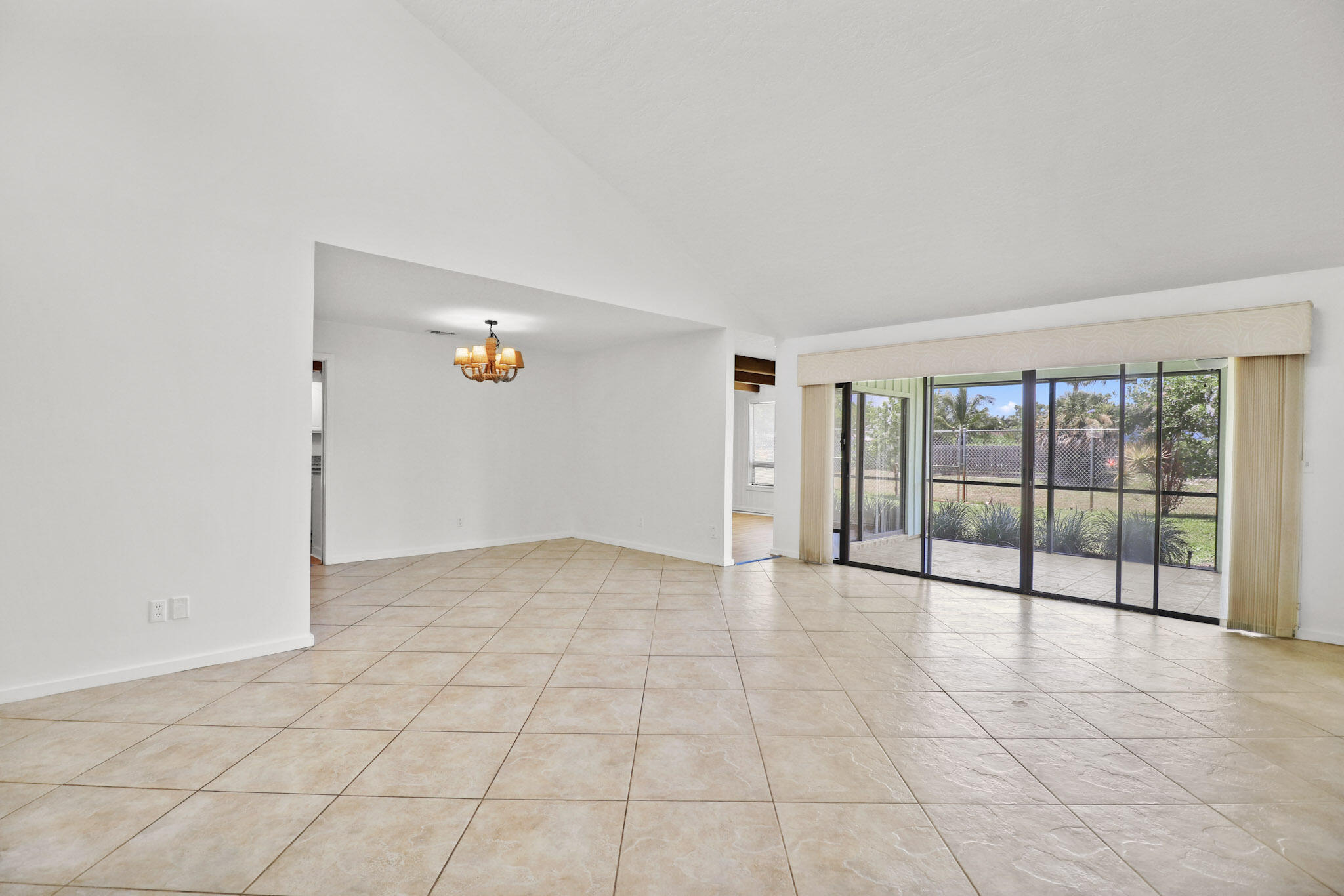 65 Pine Hill Trail W