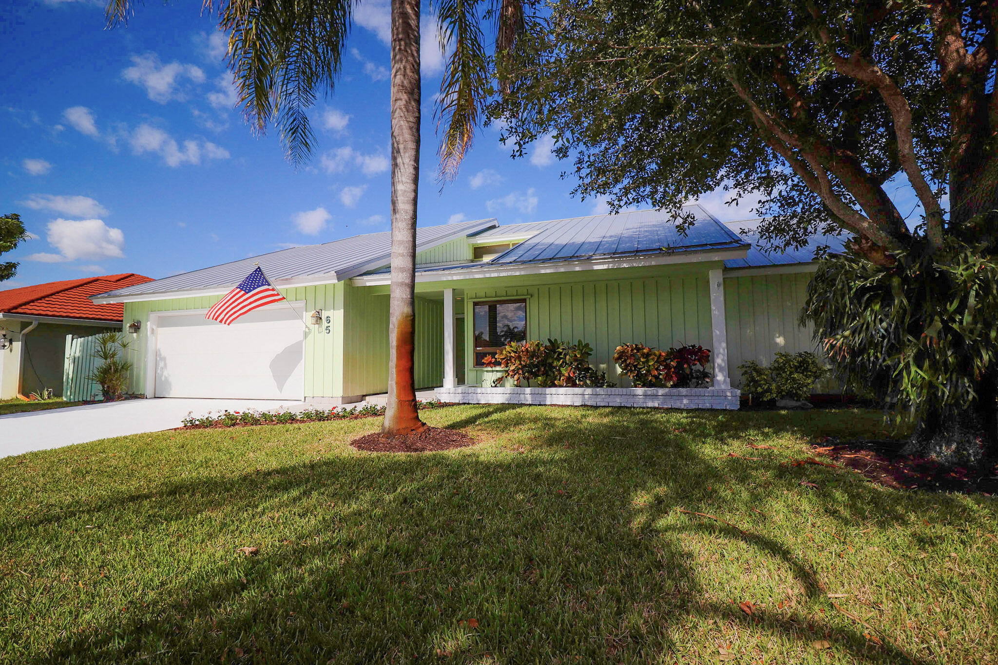 65 Pine Hill Trail W