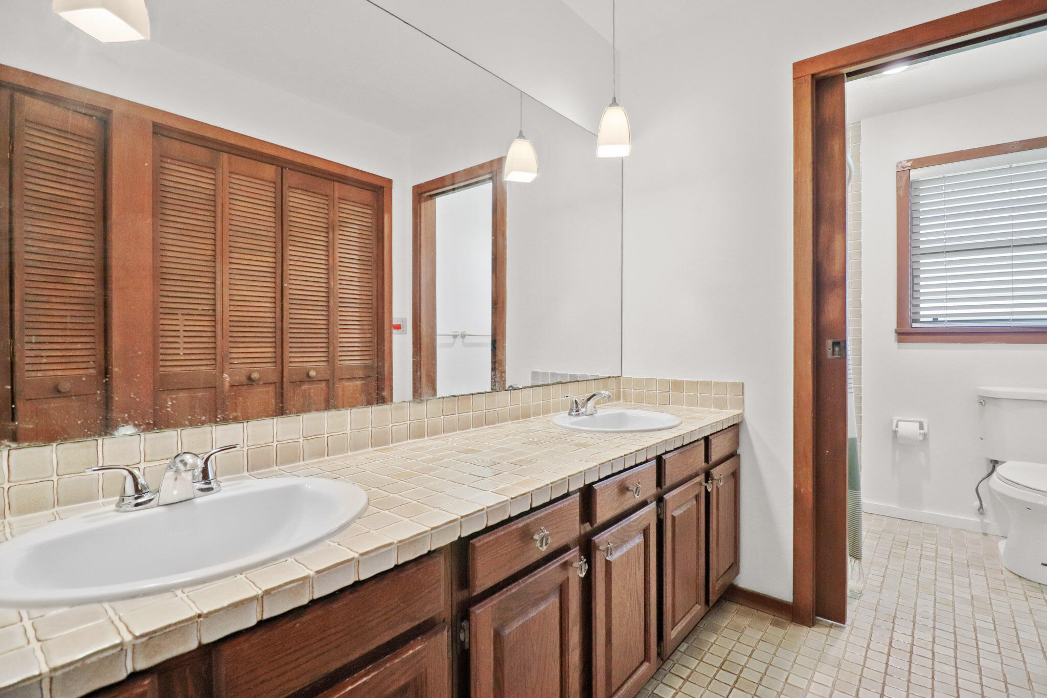 65 Pine Hill Trail W