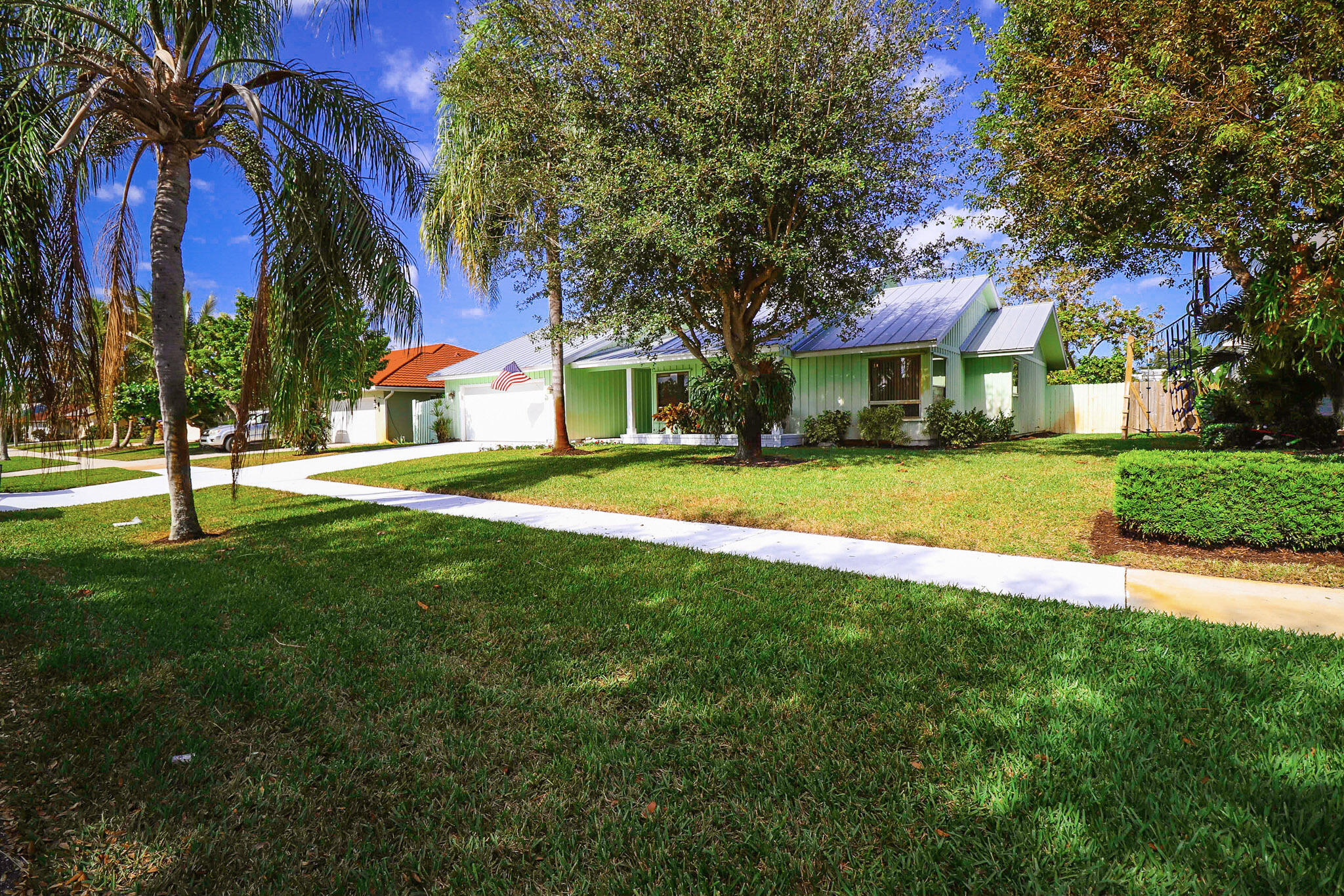 65 Pine Hill Trail W