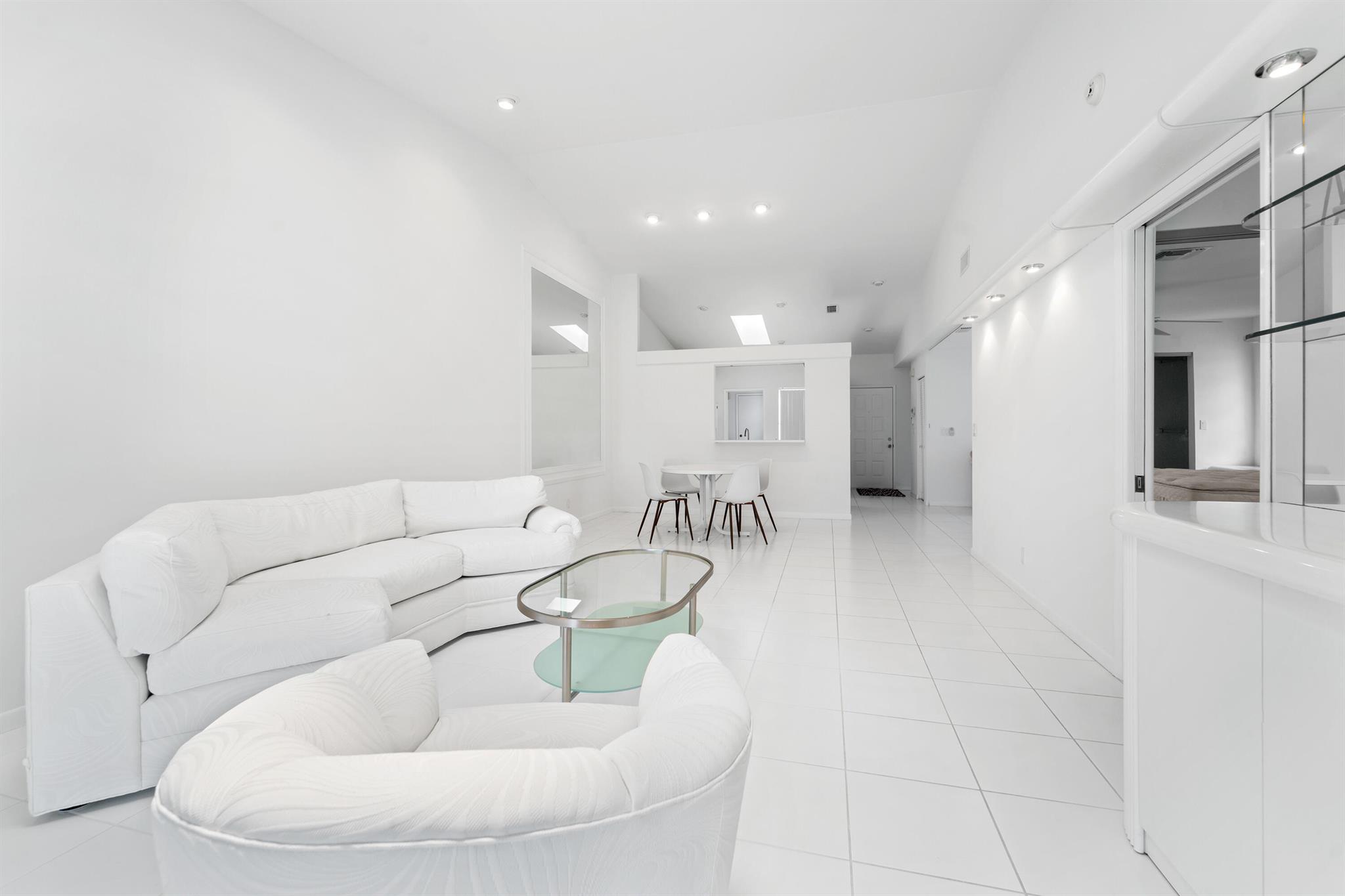 6387 Mill Pointe Circle