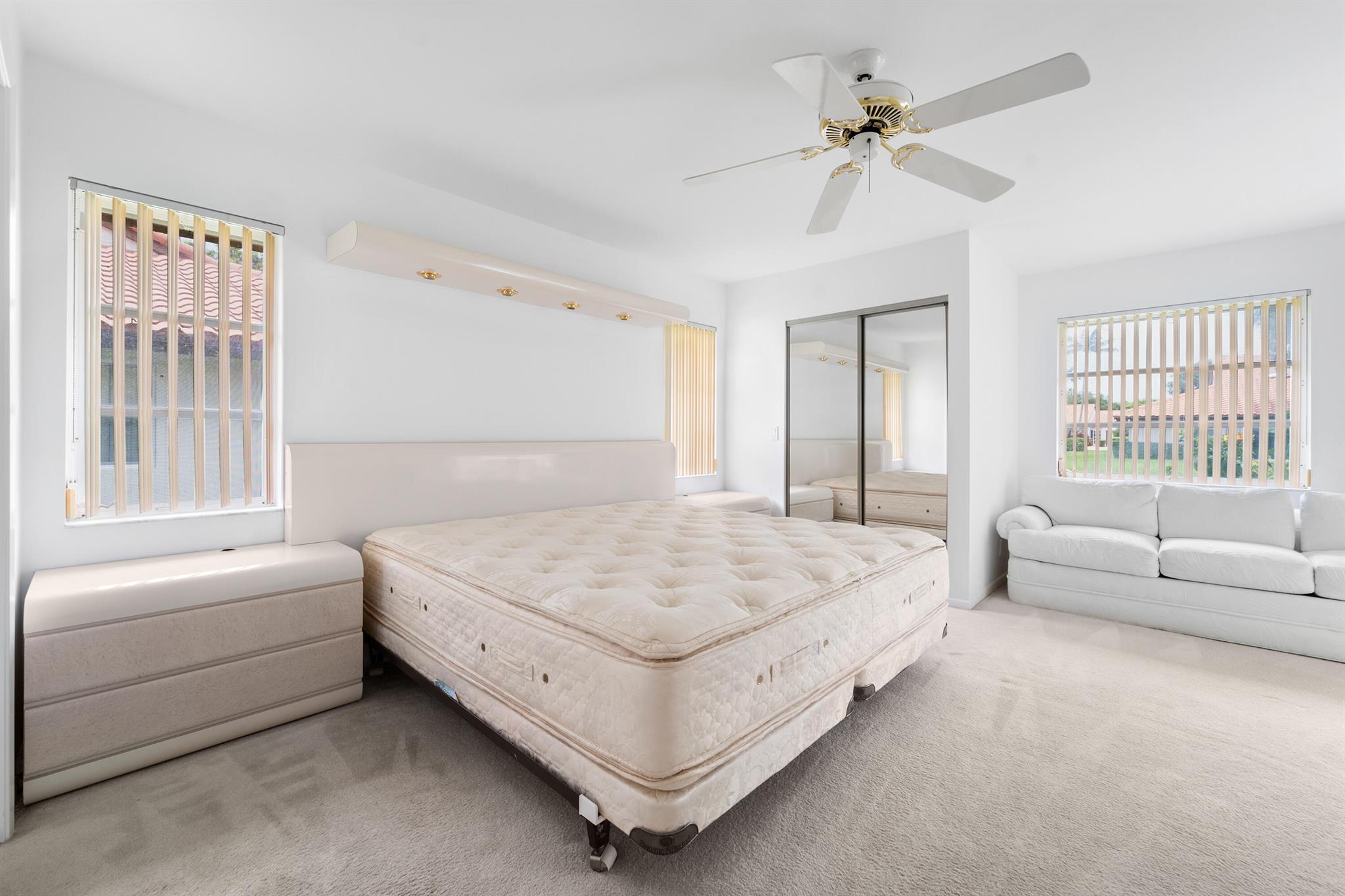 6387 Mill Pointe Circle