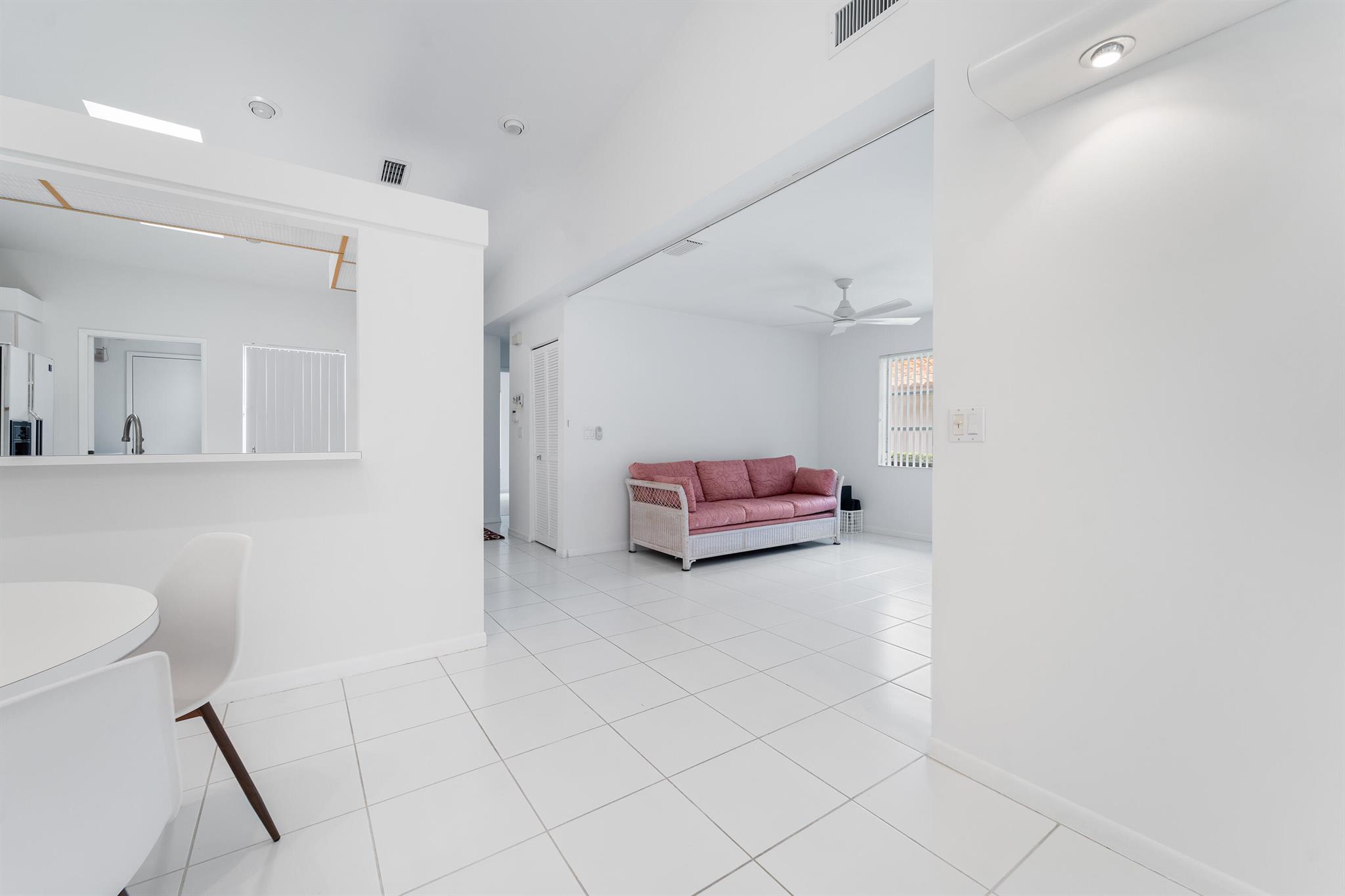 6387 Mill Pointe Circle