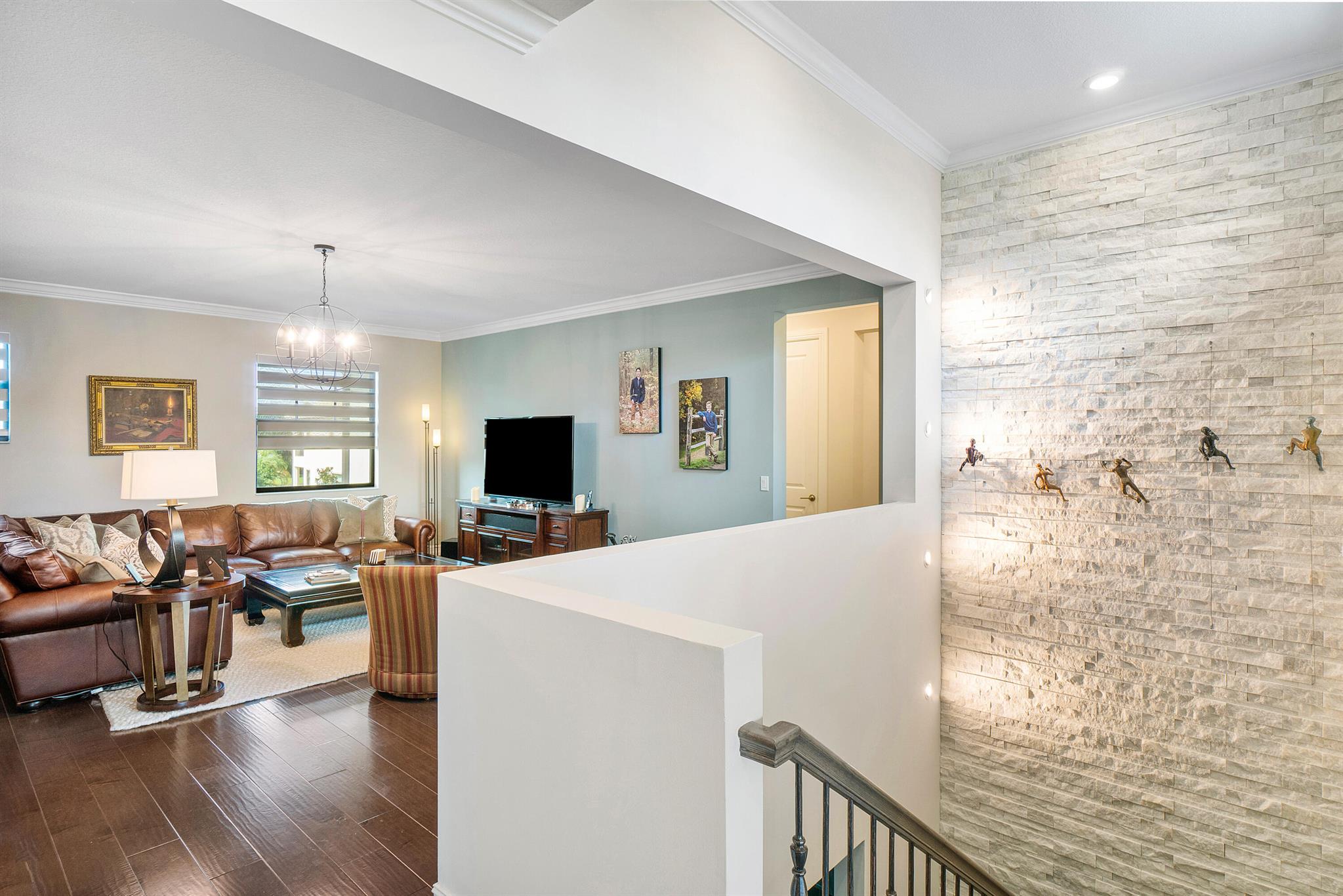 8156 Grand Prix Lane