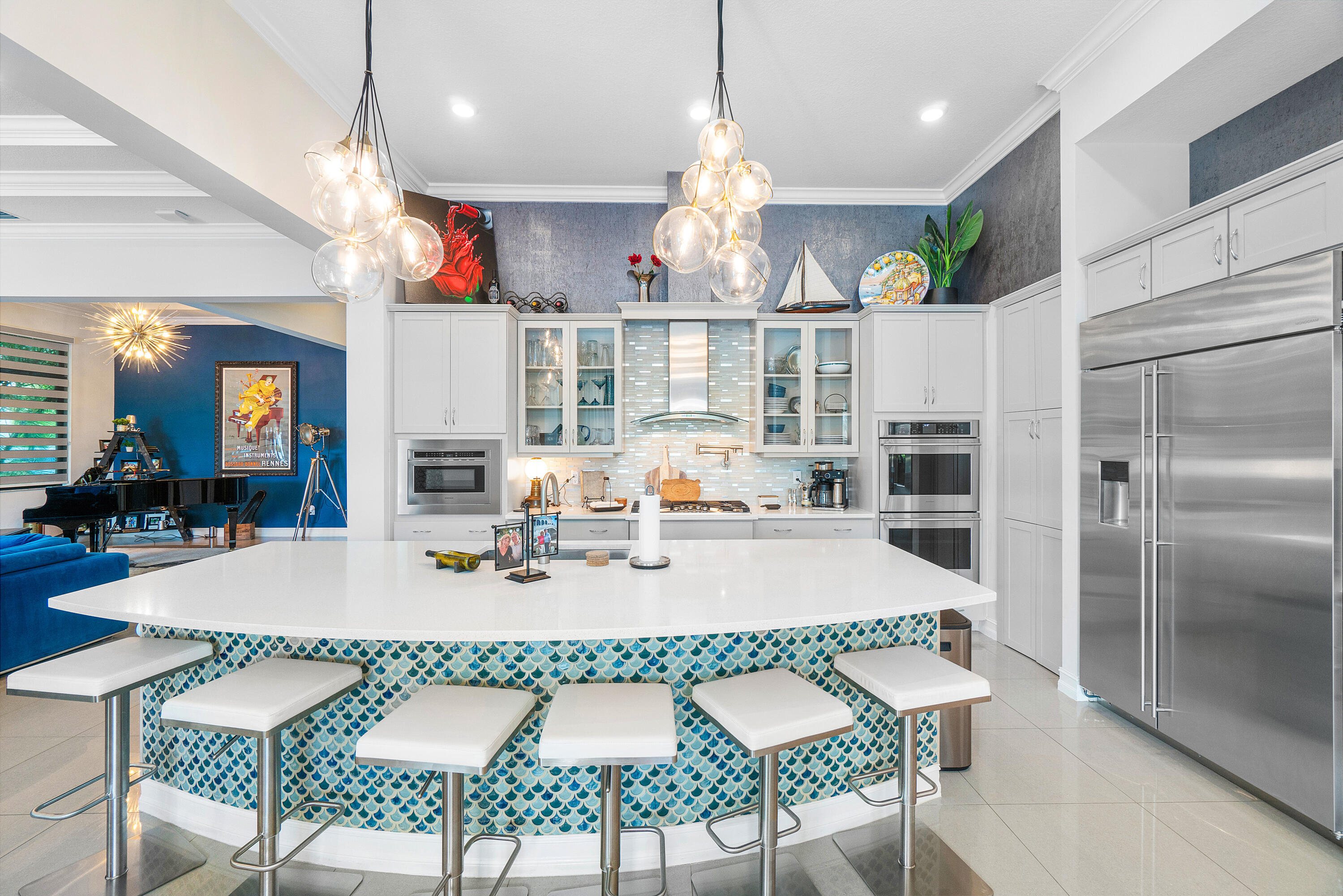 8156 Grand Prix Lane