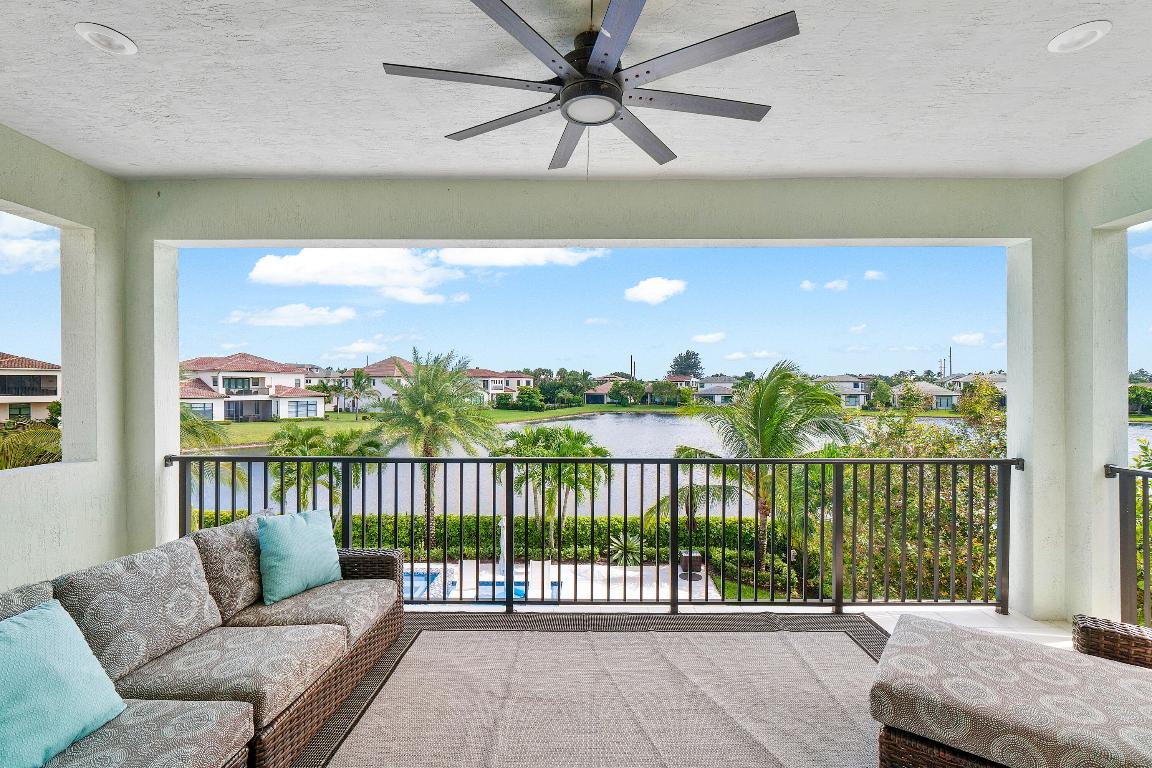 8156 Grand Prix Lane