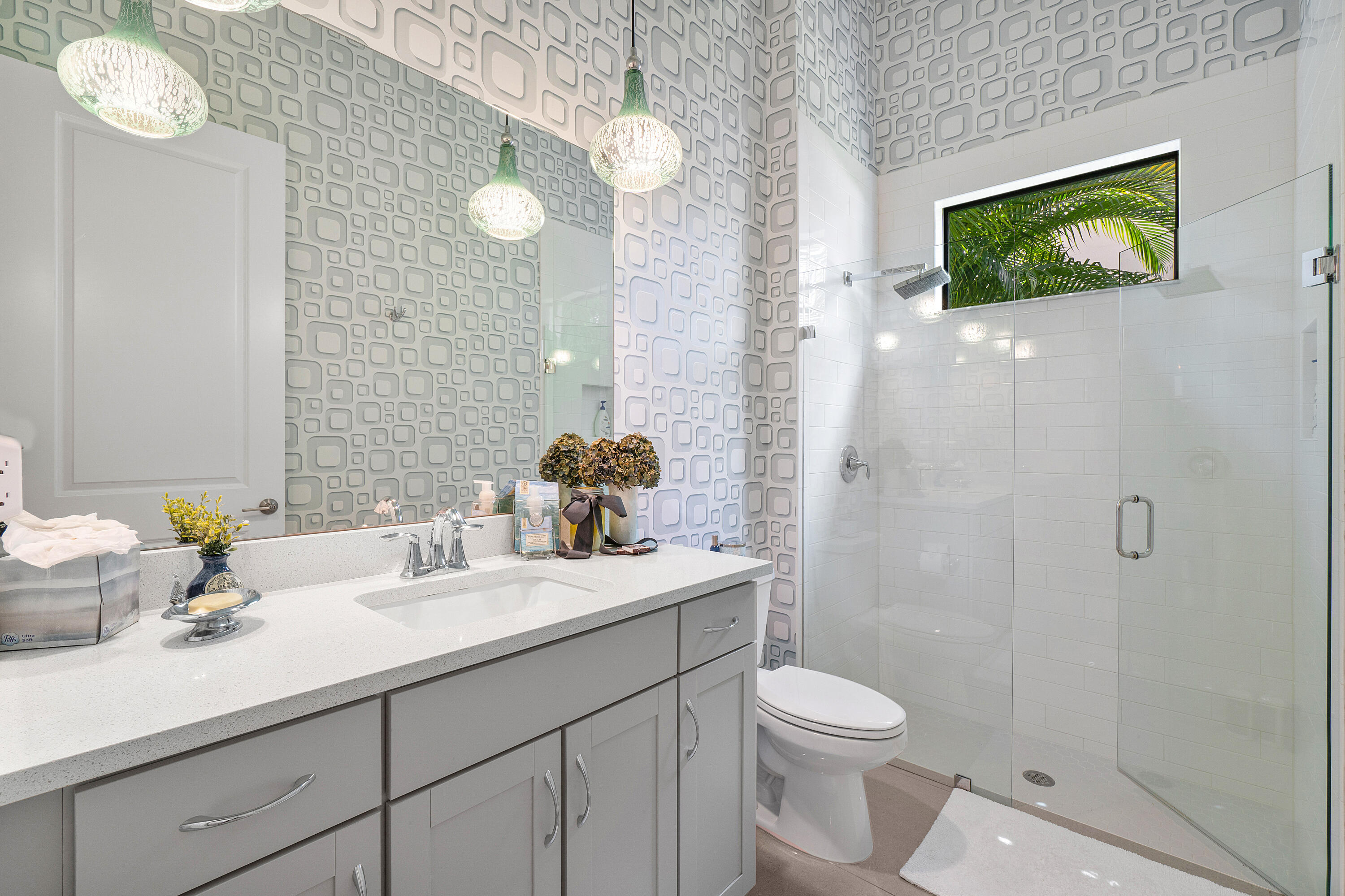 8156 Grand Prix Lane