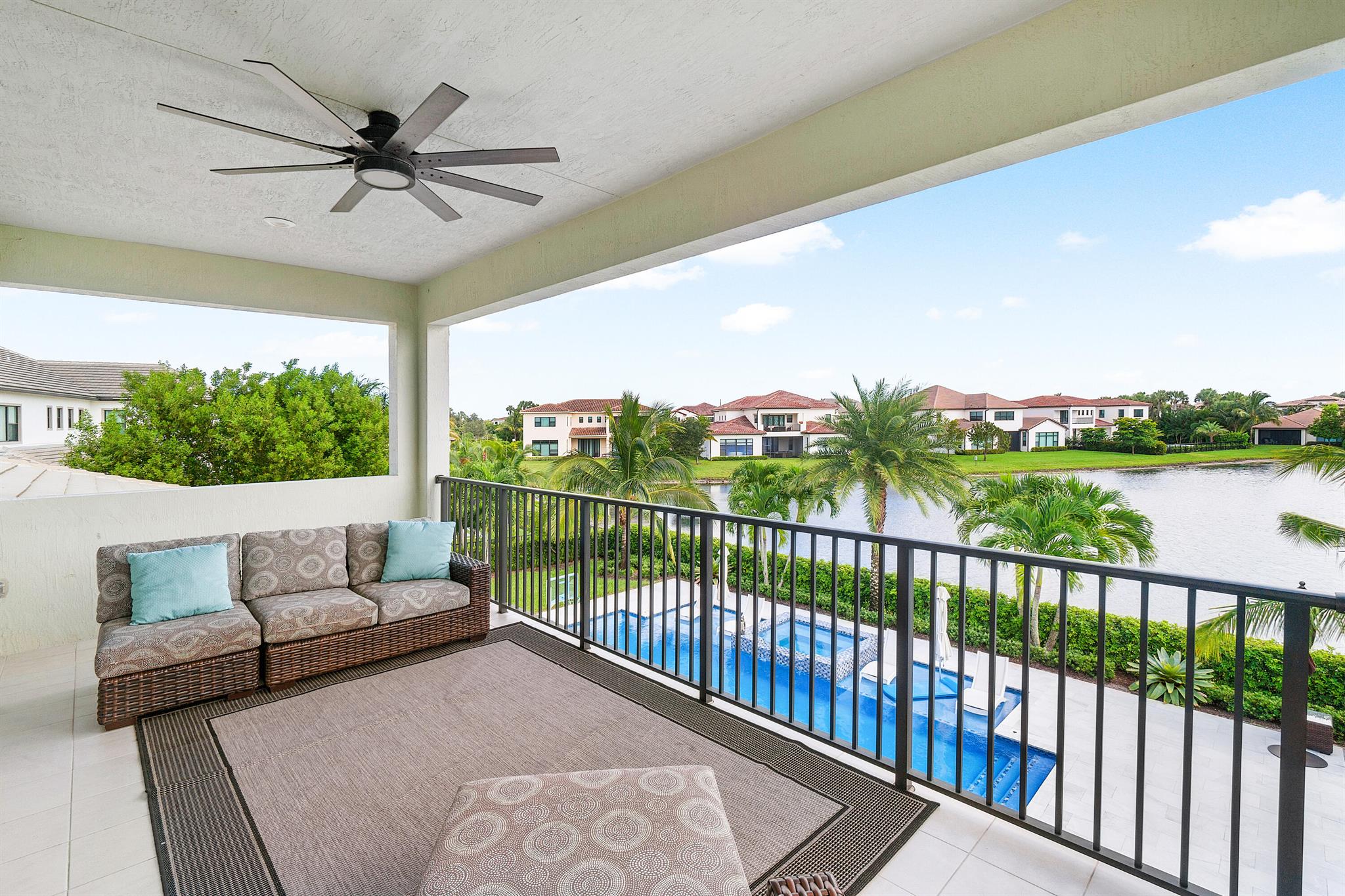 8156 Grand Prix Lane