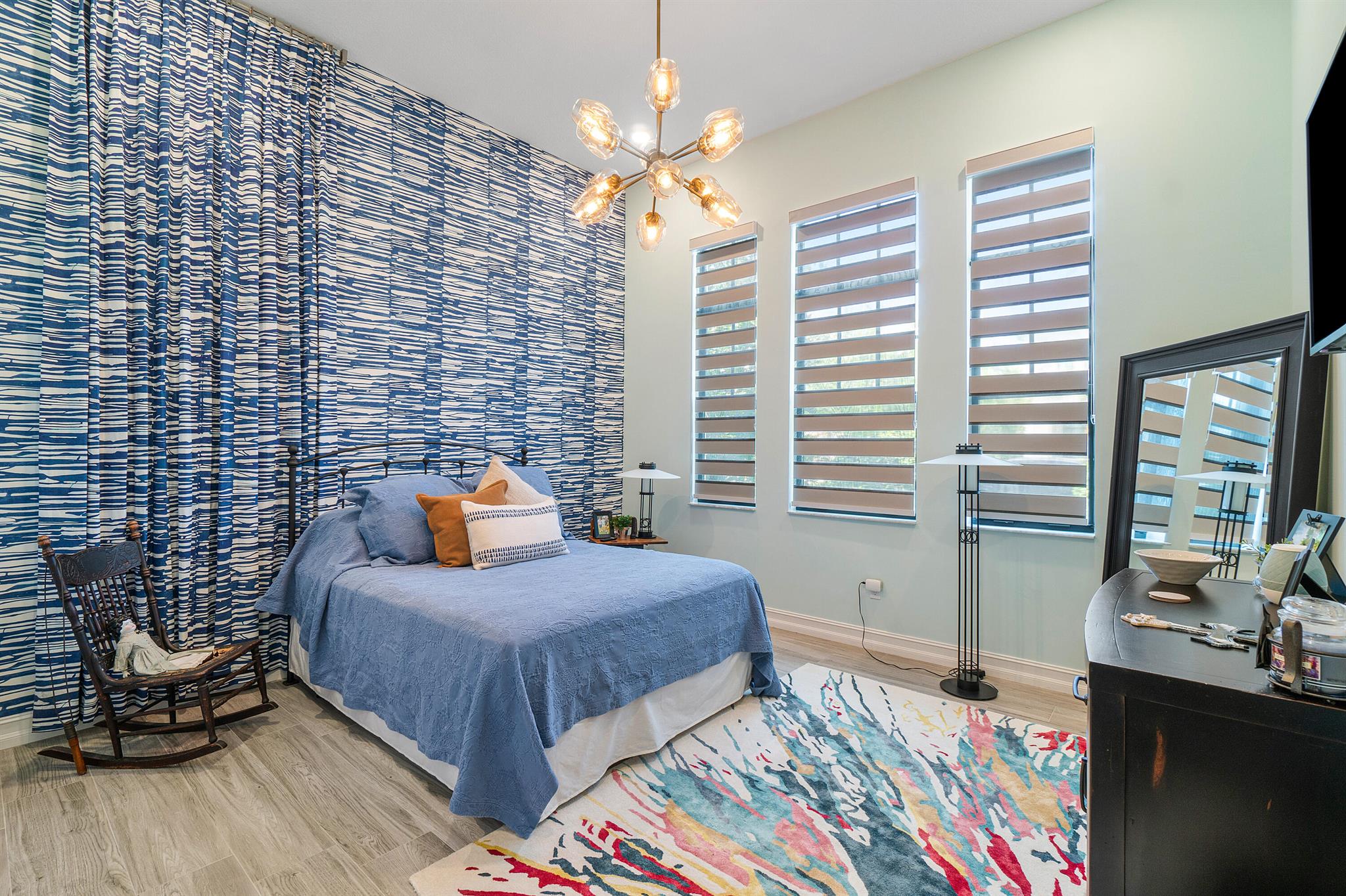 8156 Grand Prix Lane