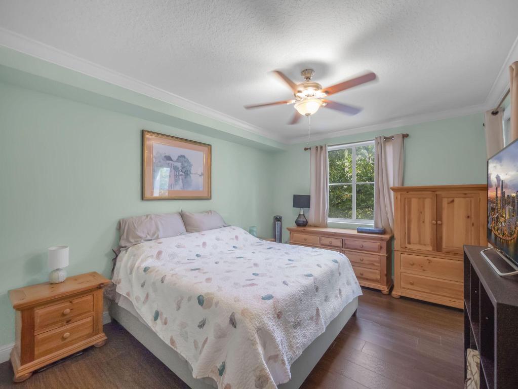 1 Renaissance Way 202