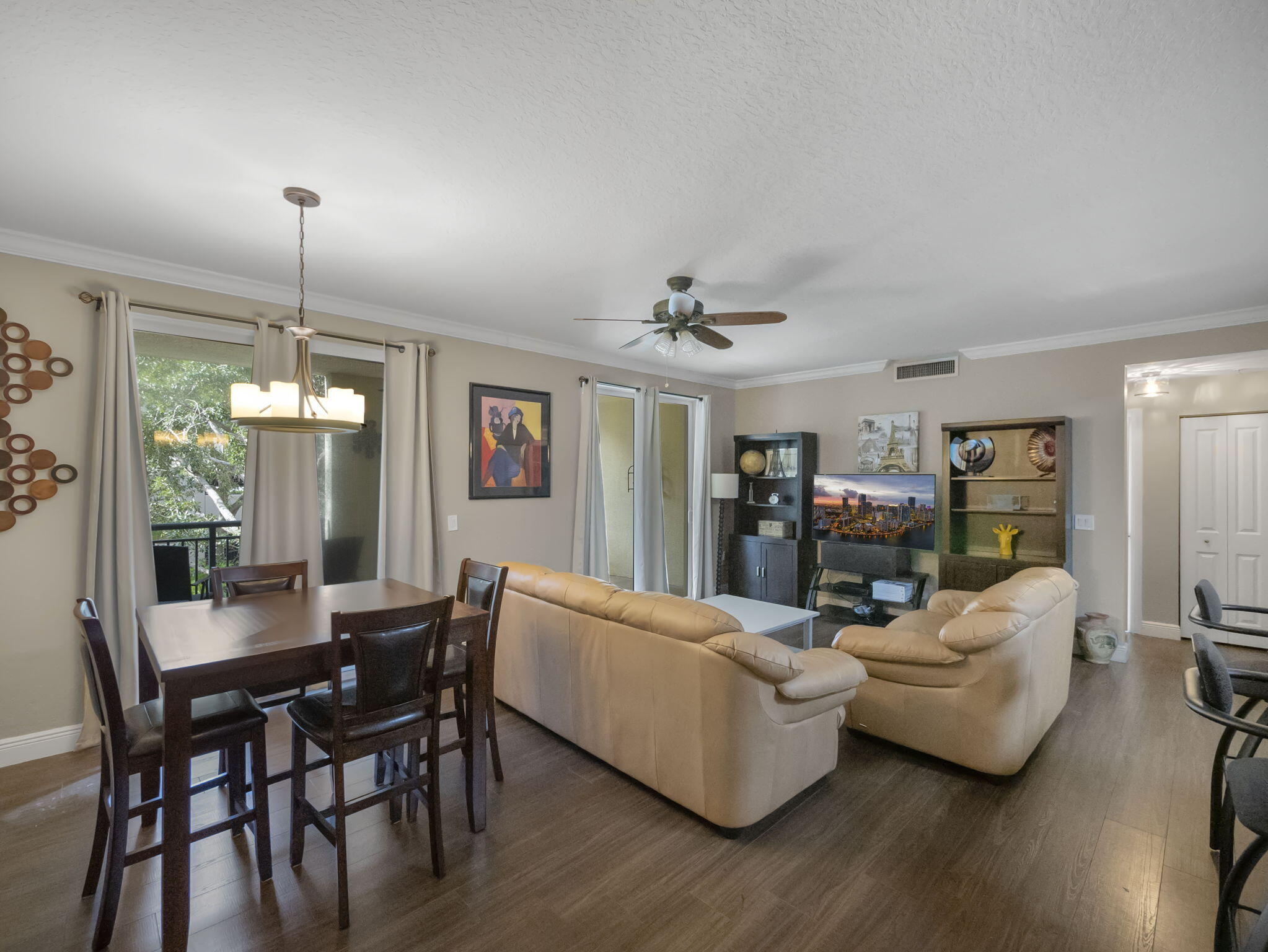 1 Renaissance Way 202