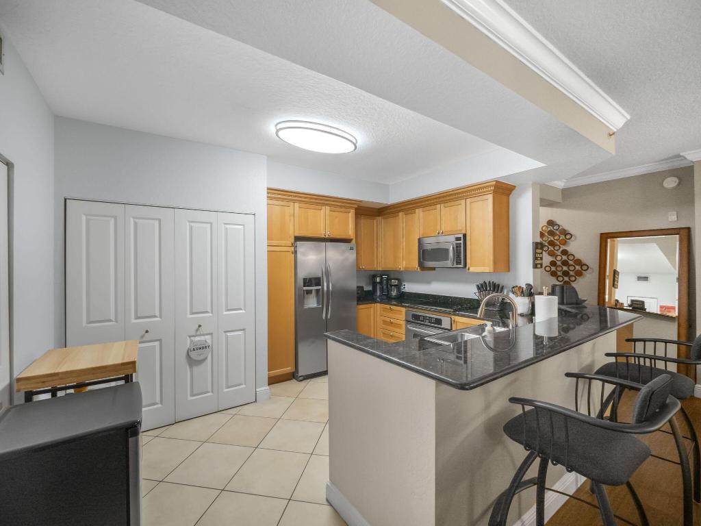 1 Renaissance Way 202