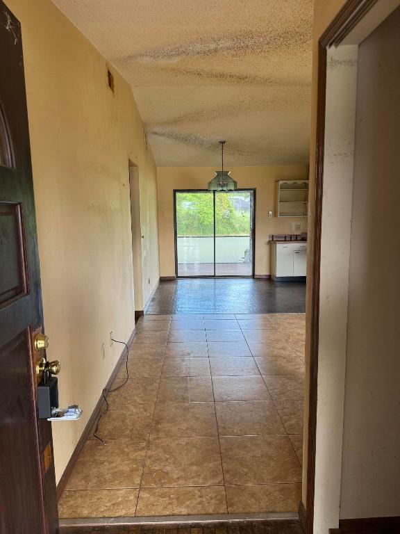 1061 SE Lansdowne Avenue