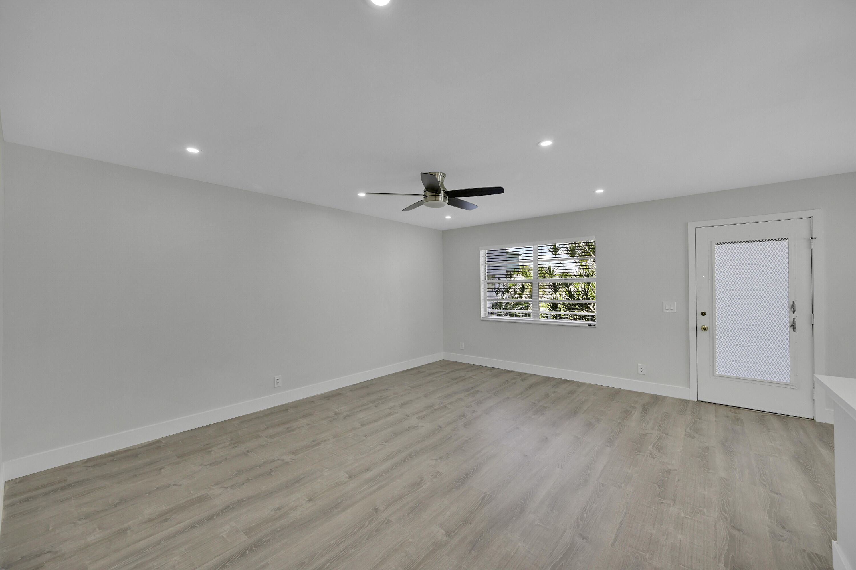 421 Monaco I 421