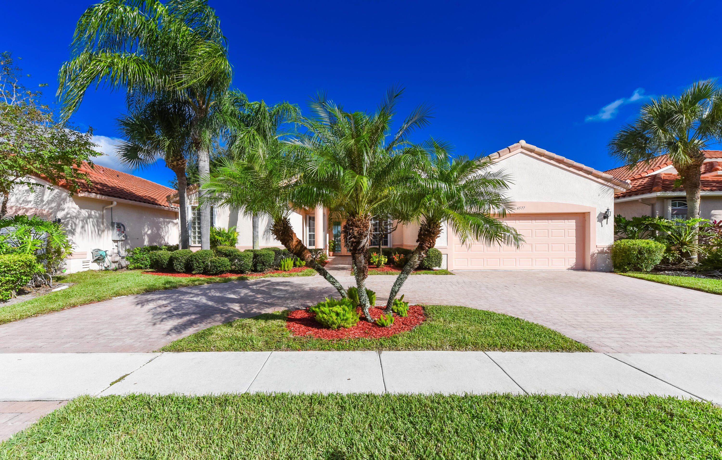 6577 Arno Way
