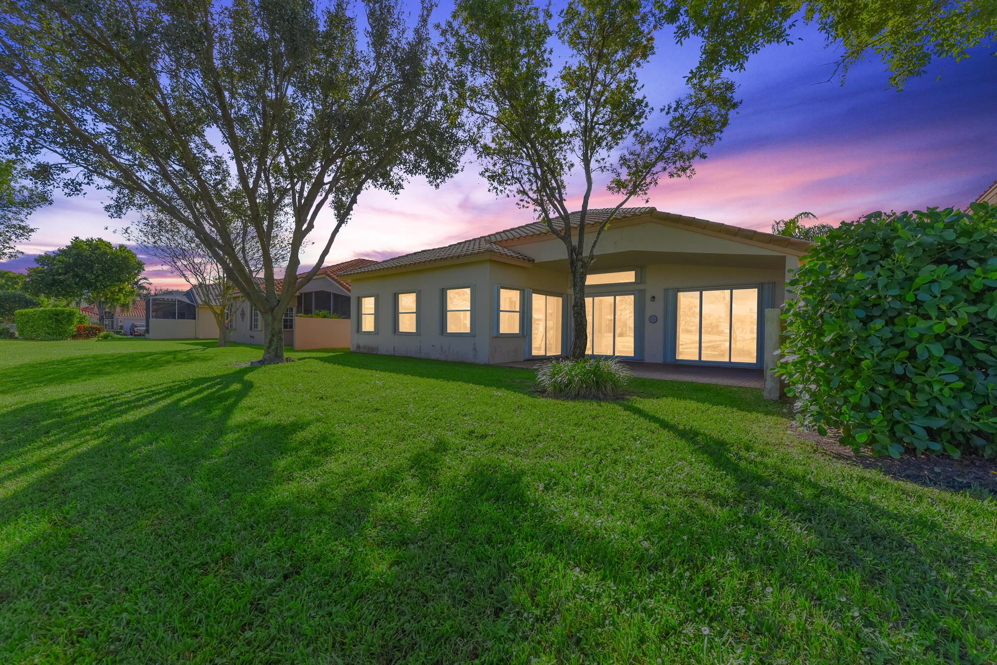 6577 Arno Way