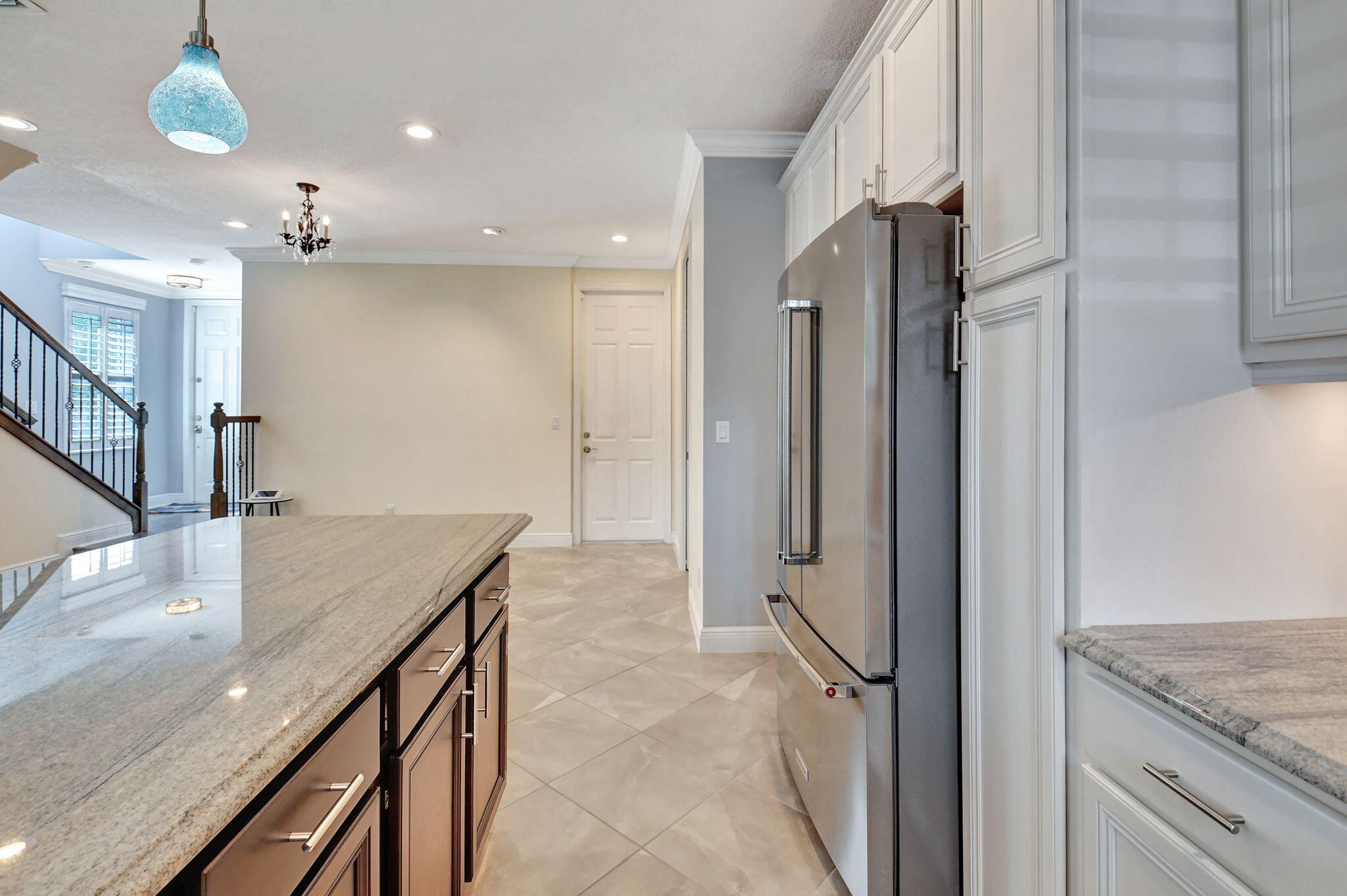 3119 Waterside Circle