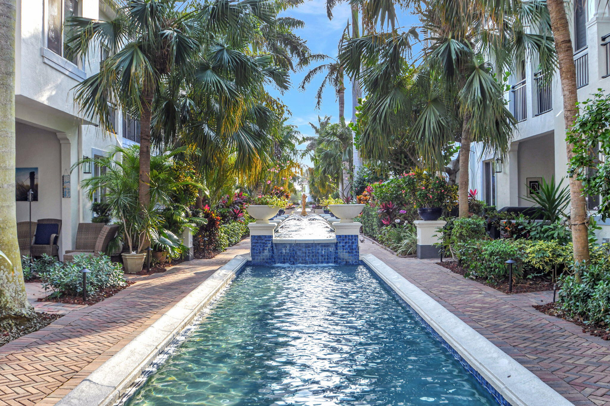 3119 Waterside Circle
