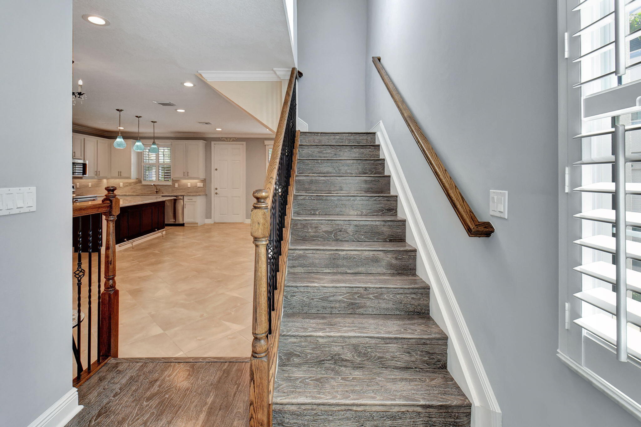 3119 Waterside Circle