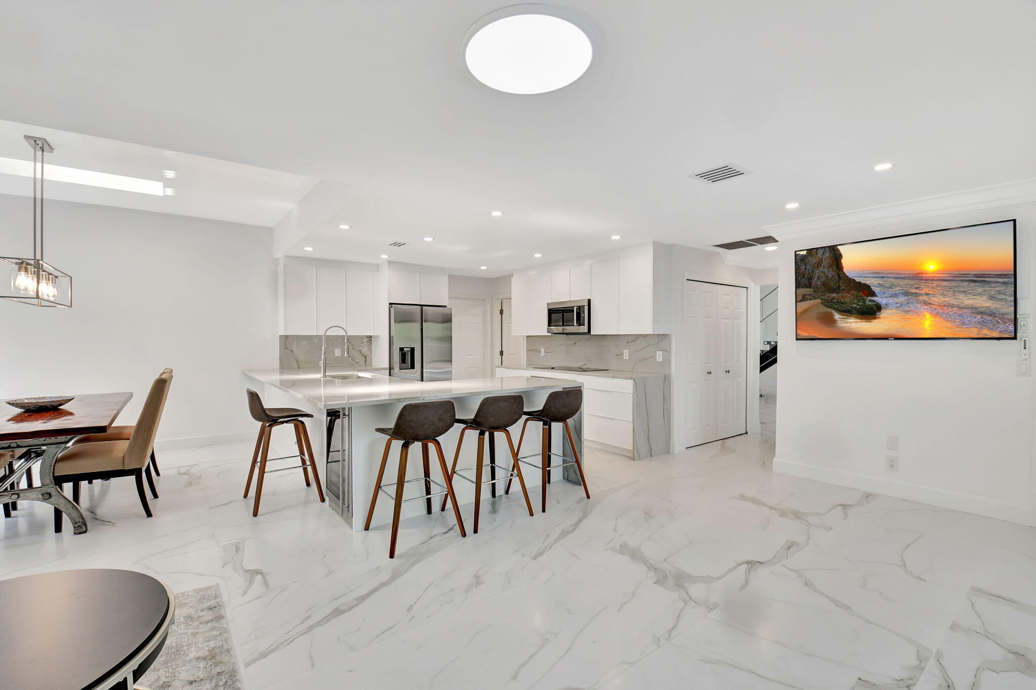 6553 Timber Lane