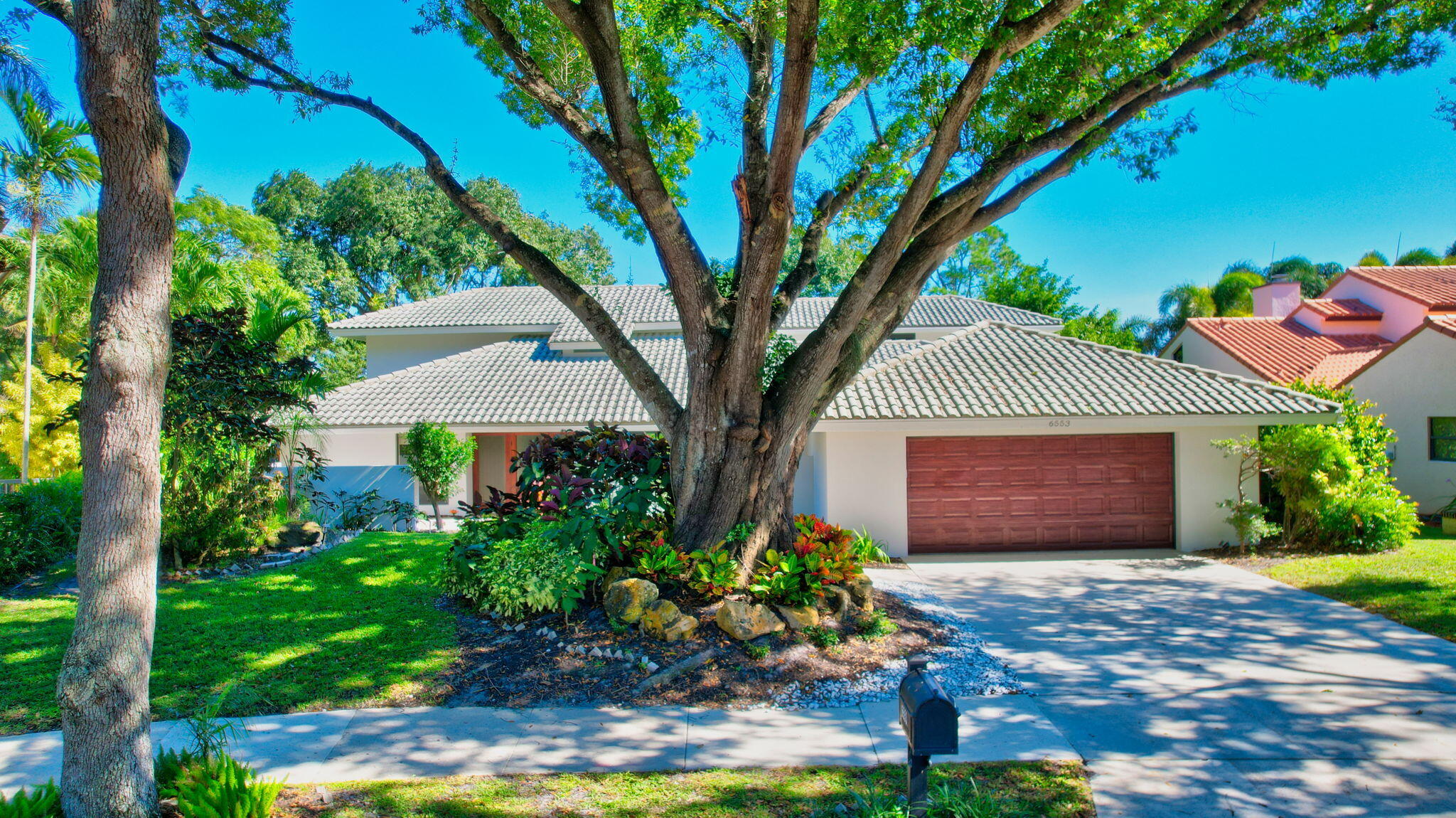 6553 Timber Lane