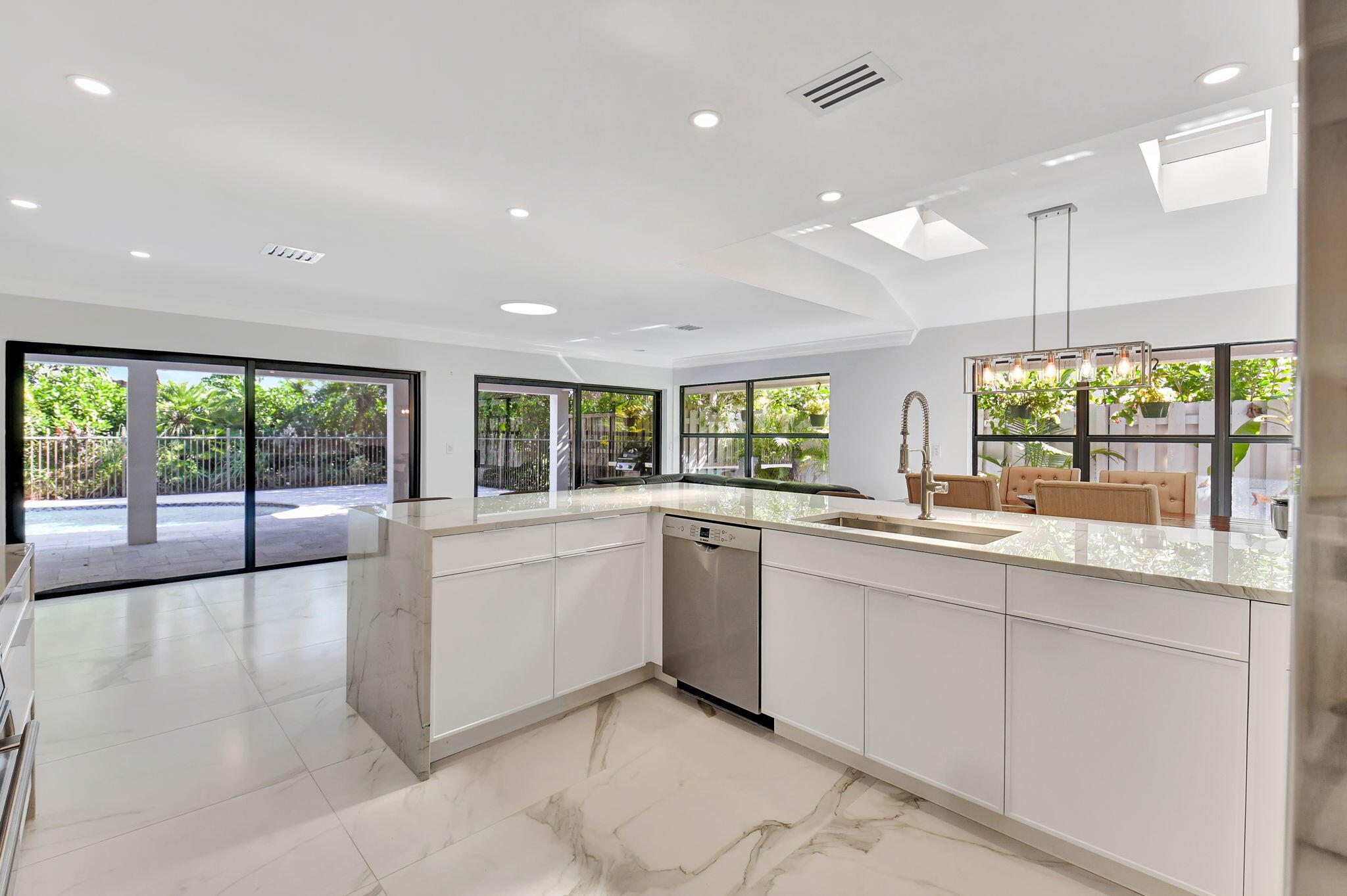 6553 Timber Lane
