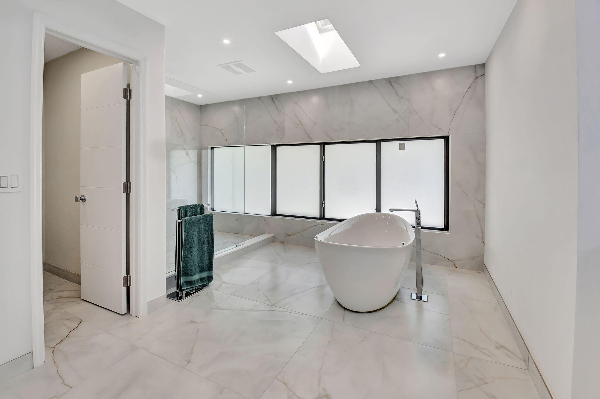 6553 Timber Lane
