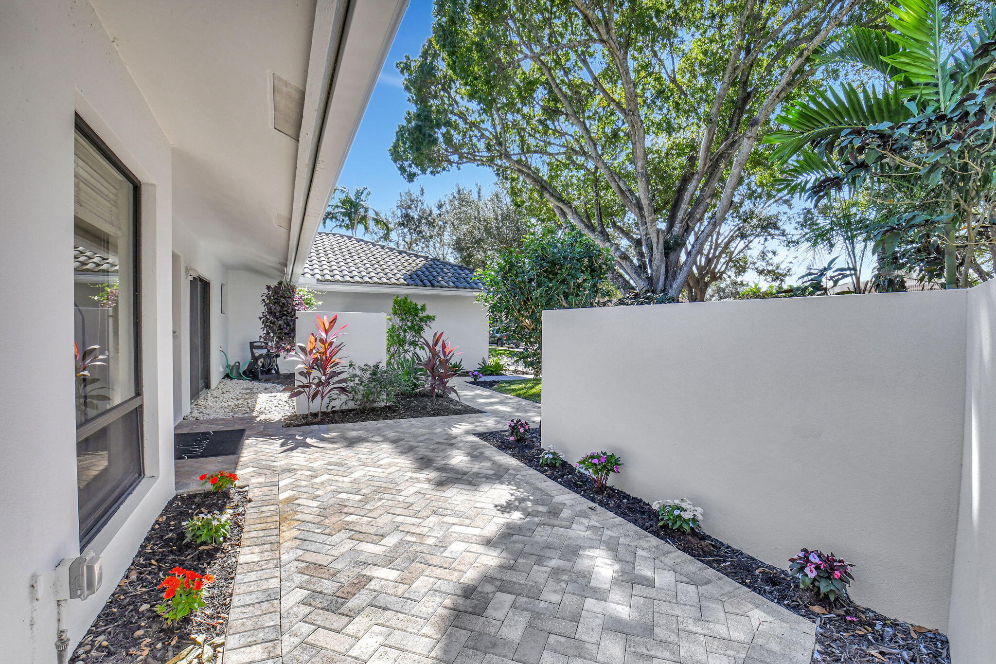 6553 Timber Lane
