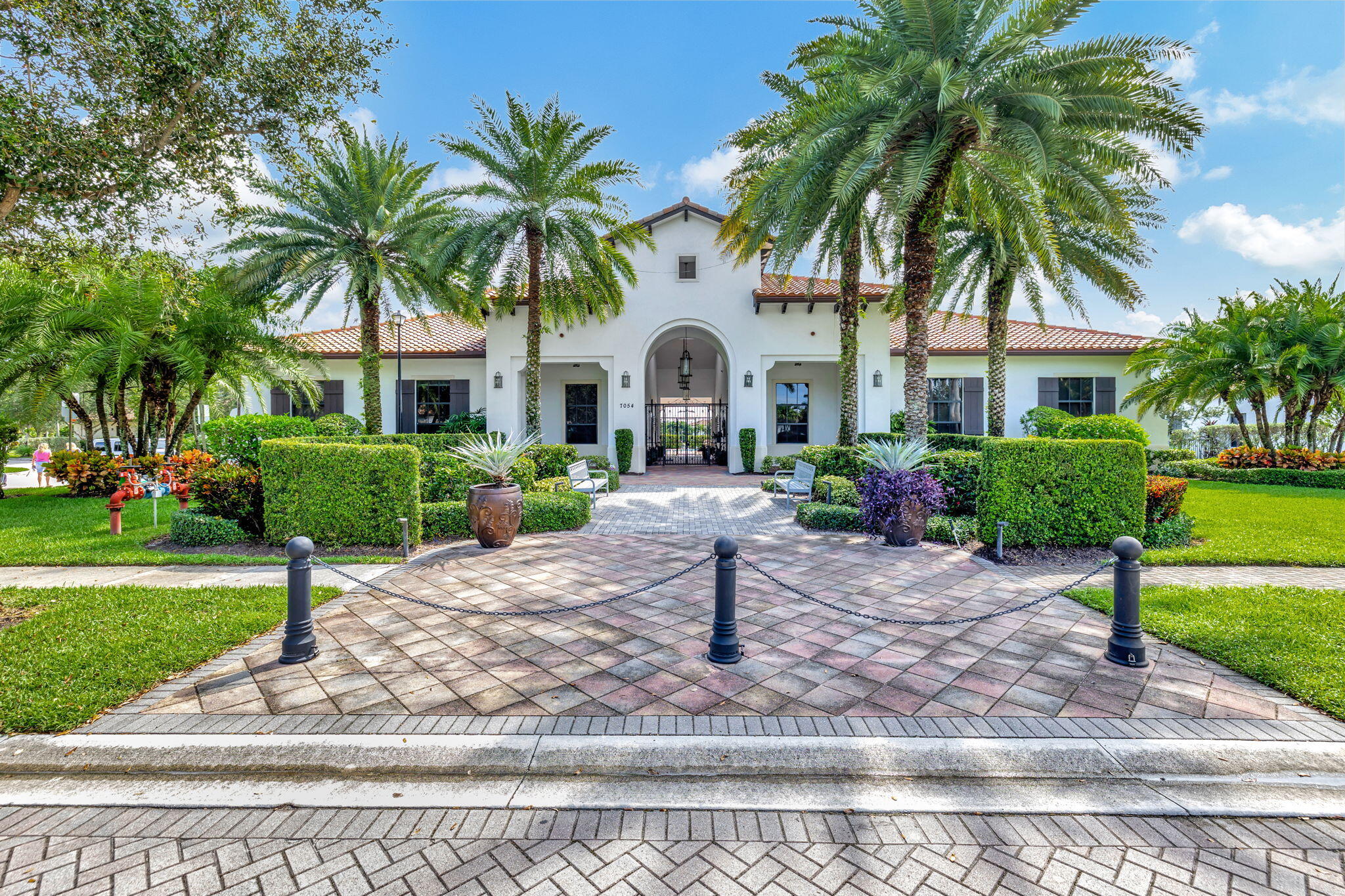 6357 Vireo Court