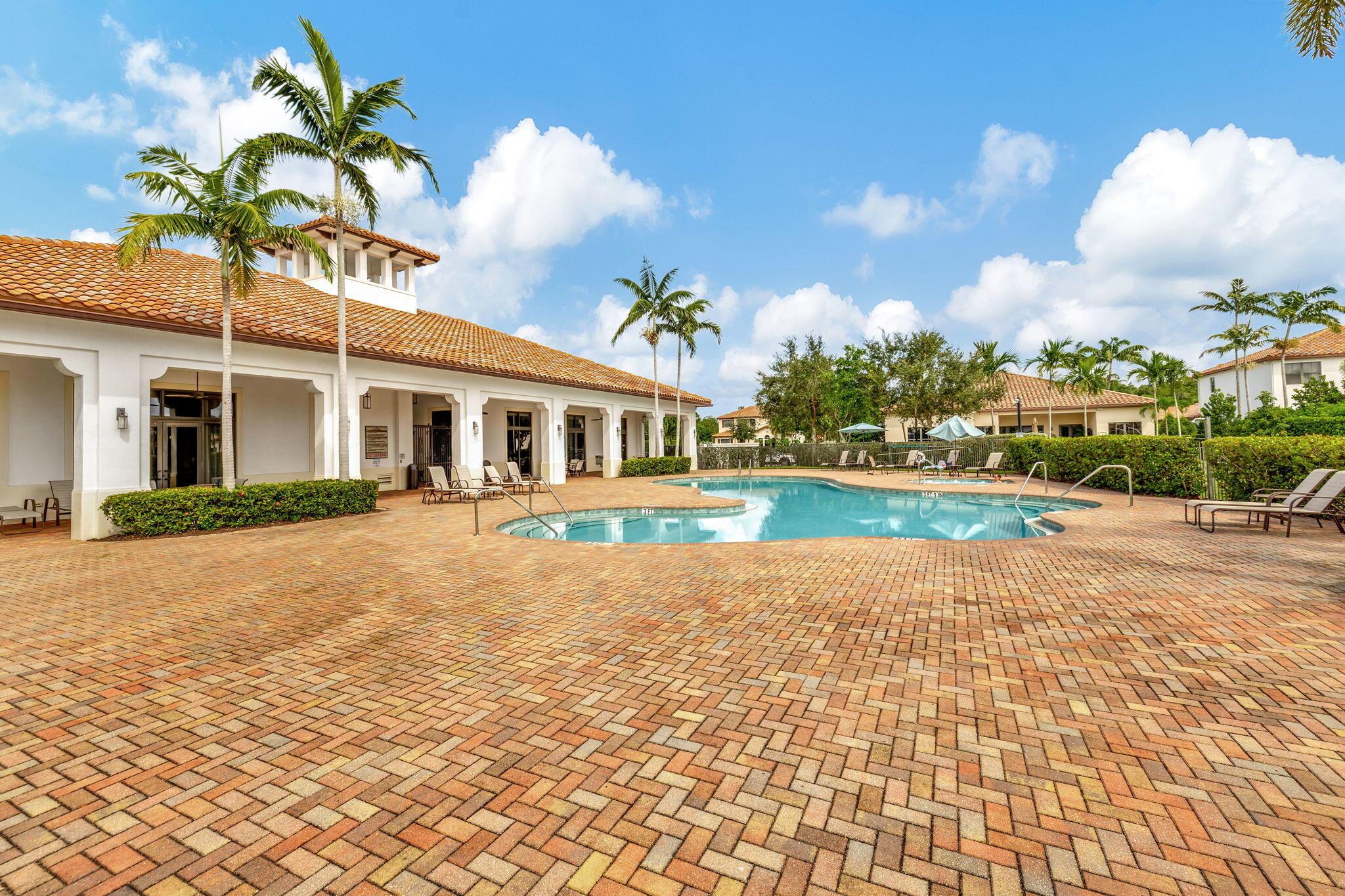 6357 Vireo Court