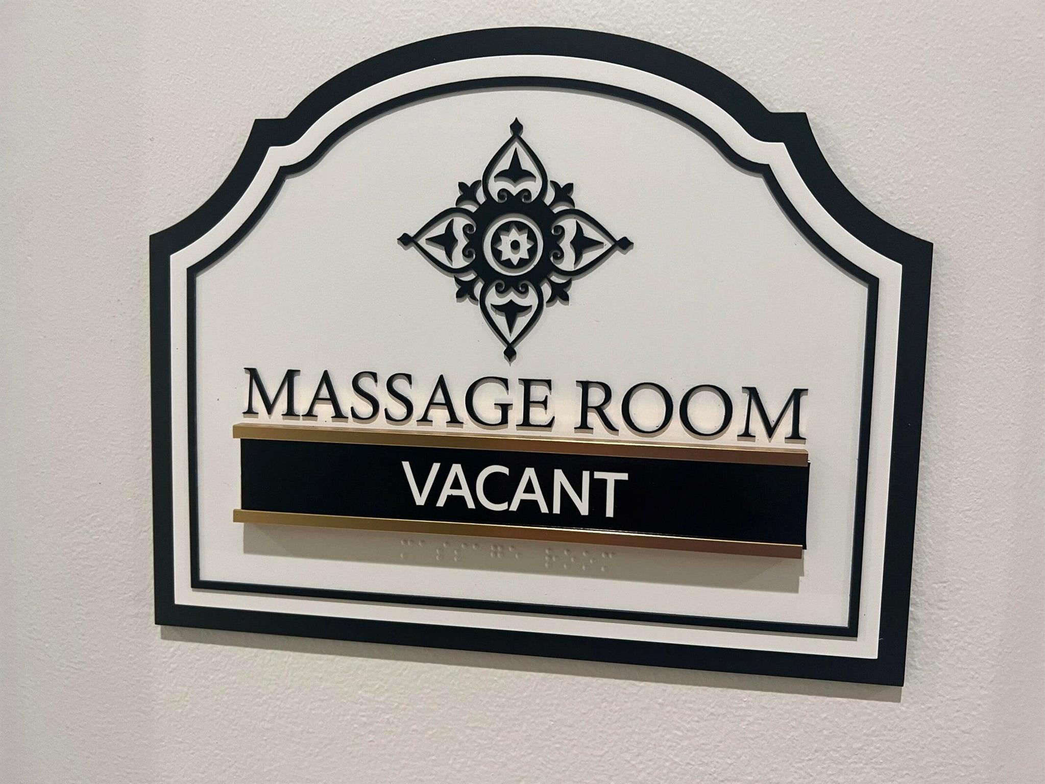 8223 Abalone Point Boulevard