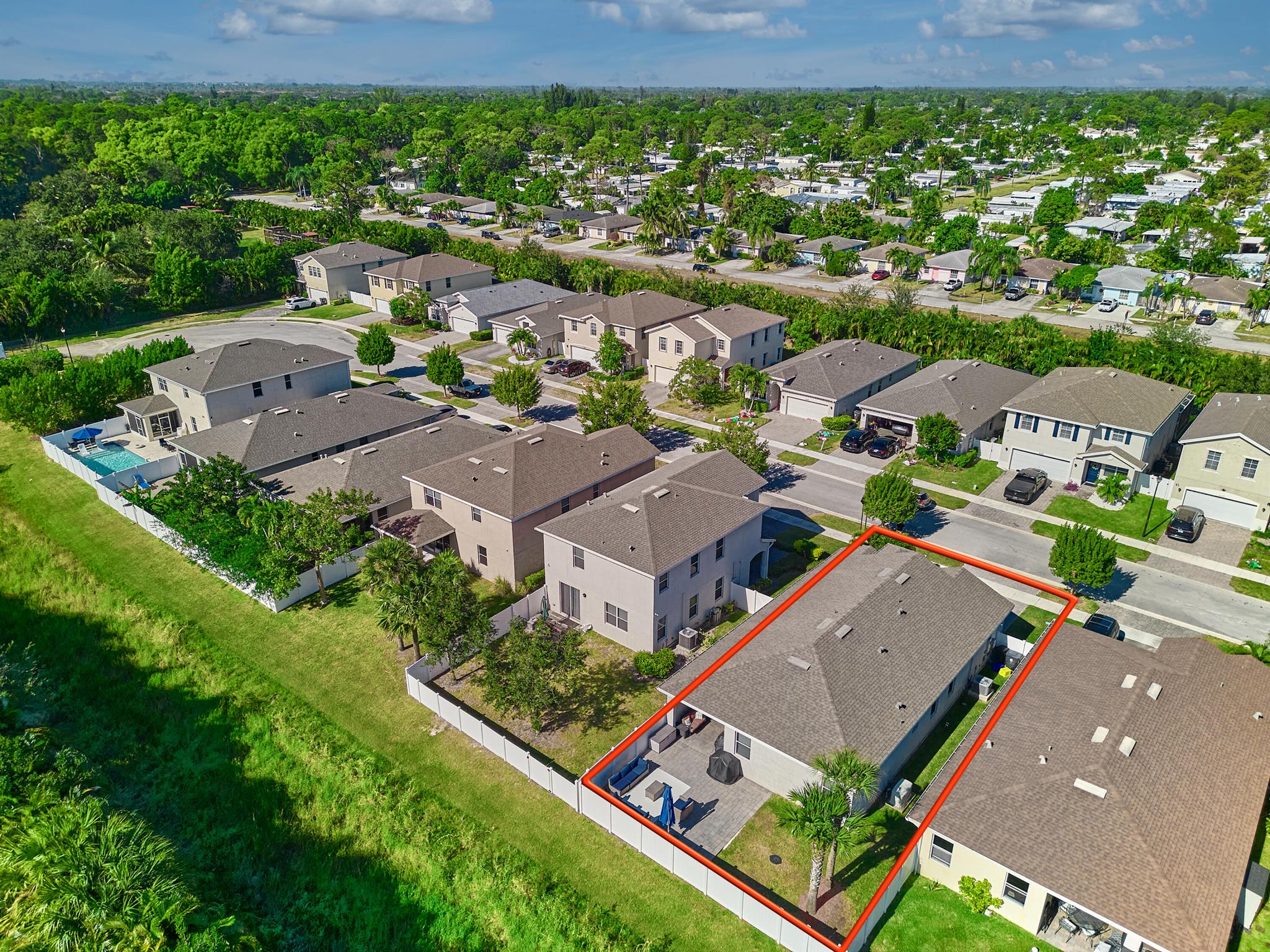 4034 Tomoka Drive
