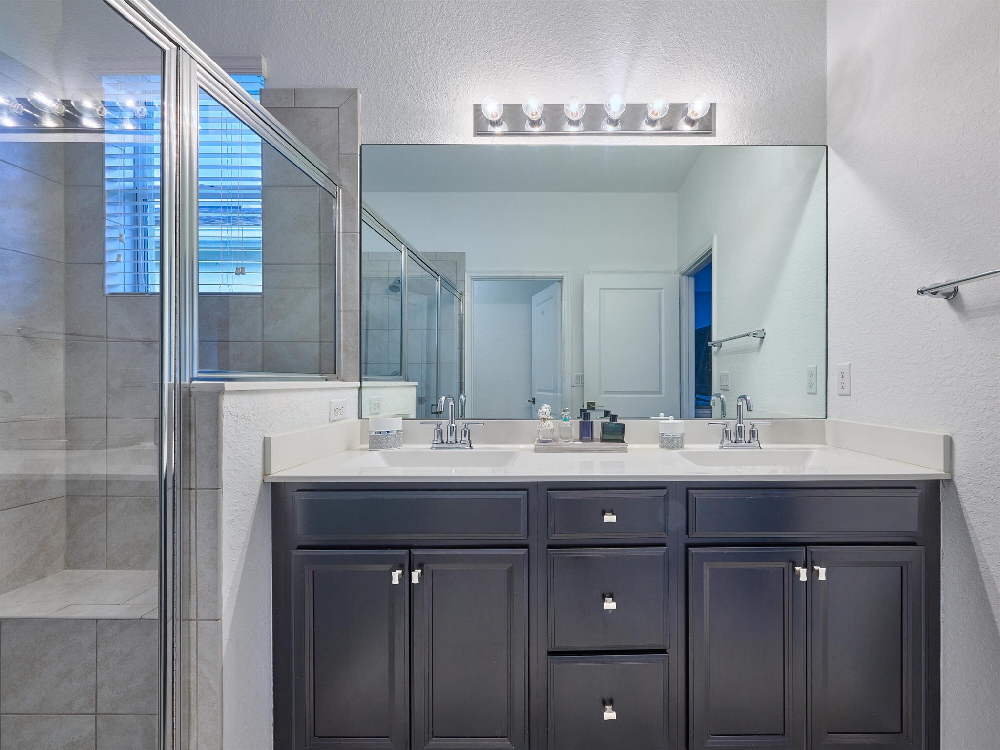 4034 Tomoka Drive
