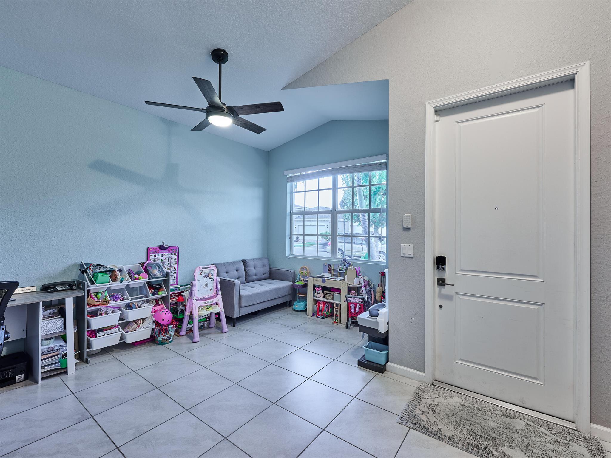 4034 Tomoka Drive
