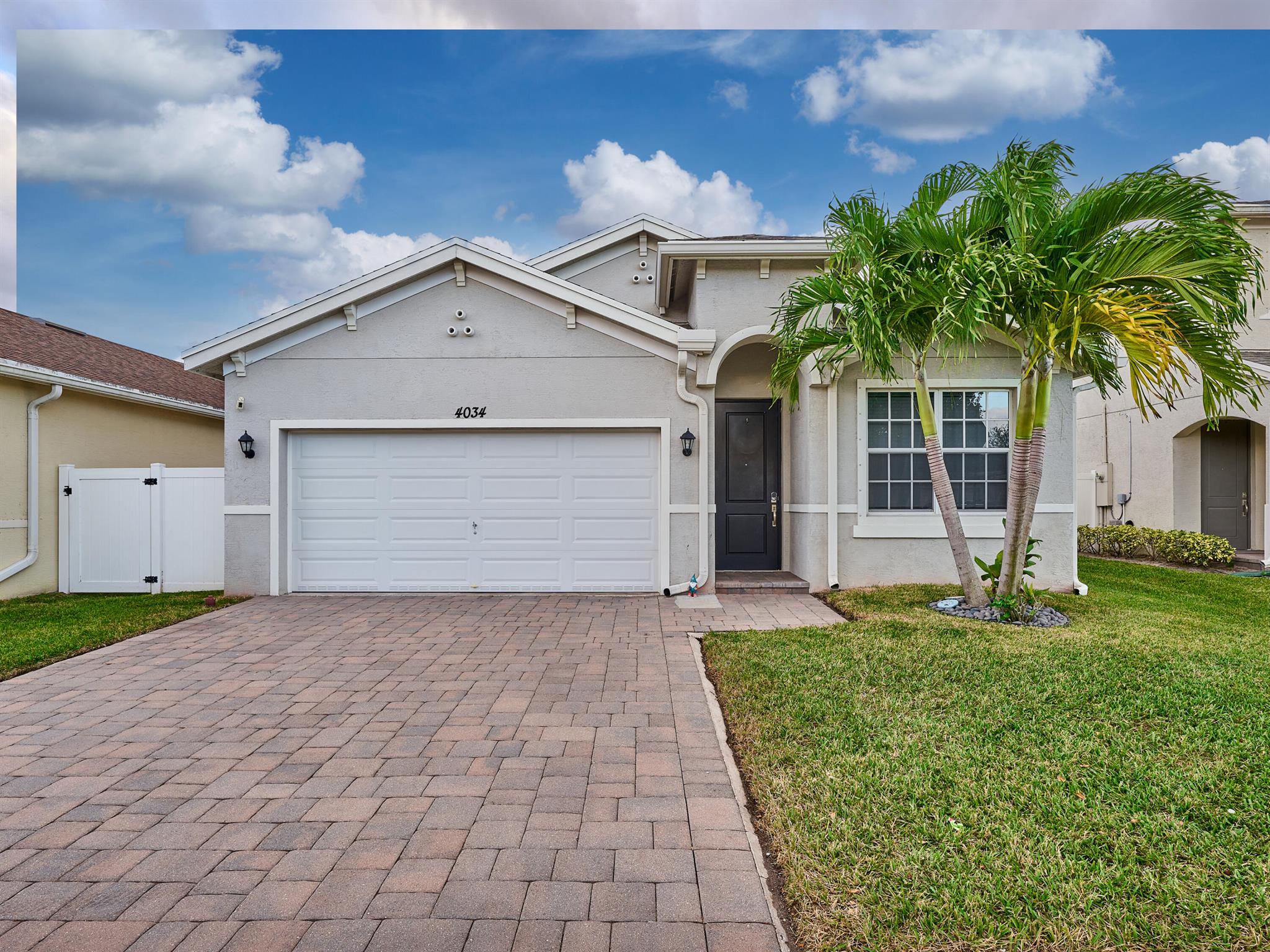 4034 Tomoka Drive