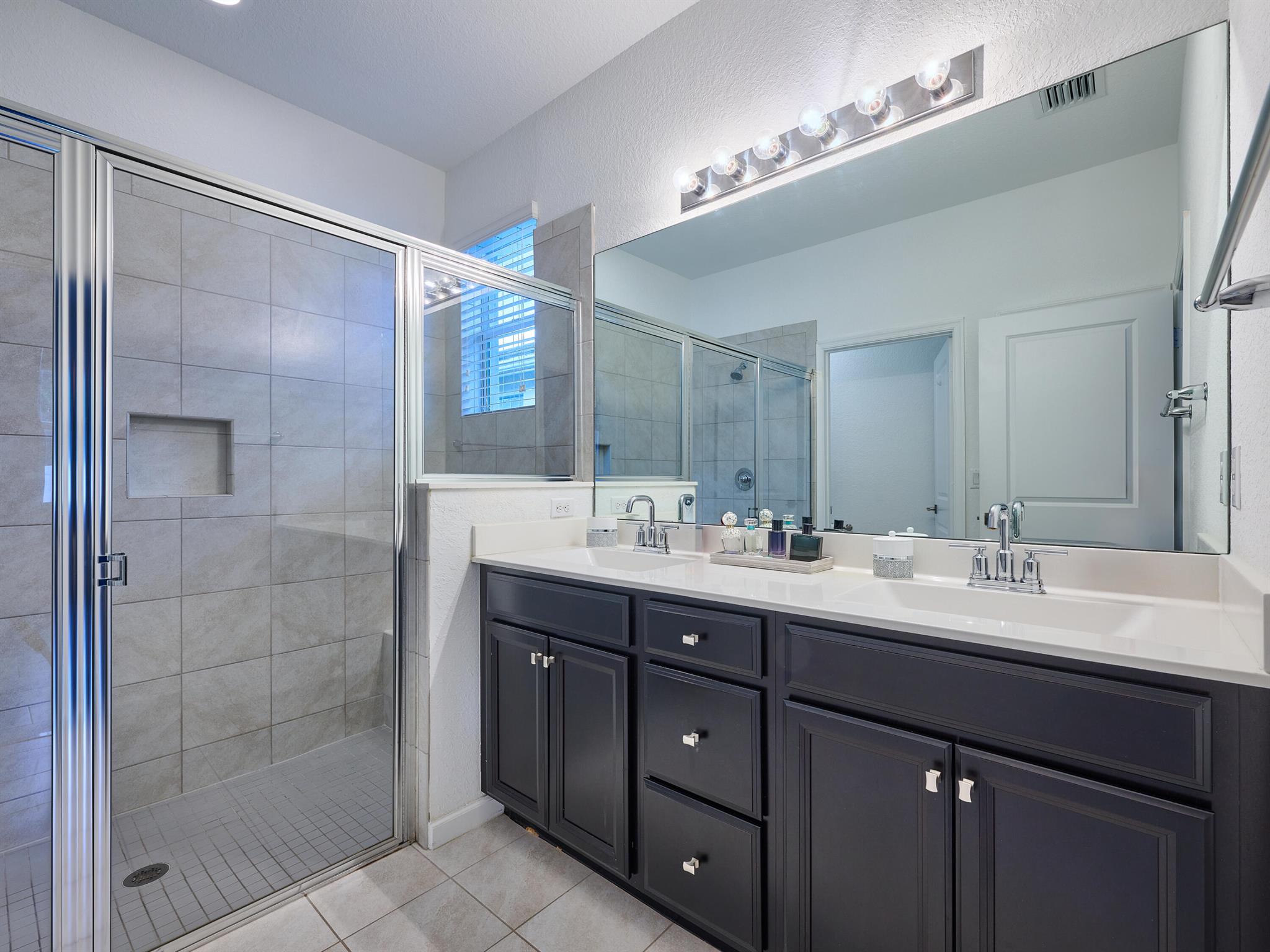 4034 Tomoka Drive