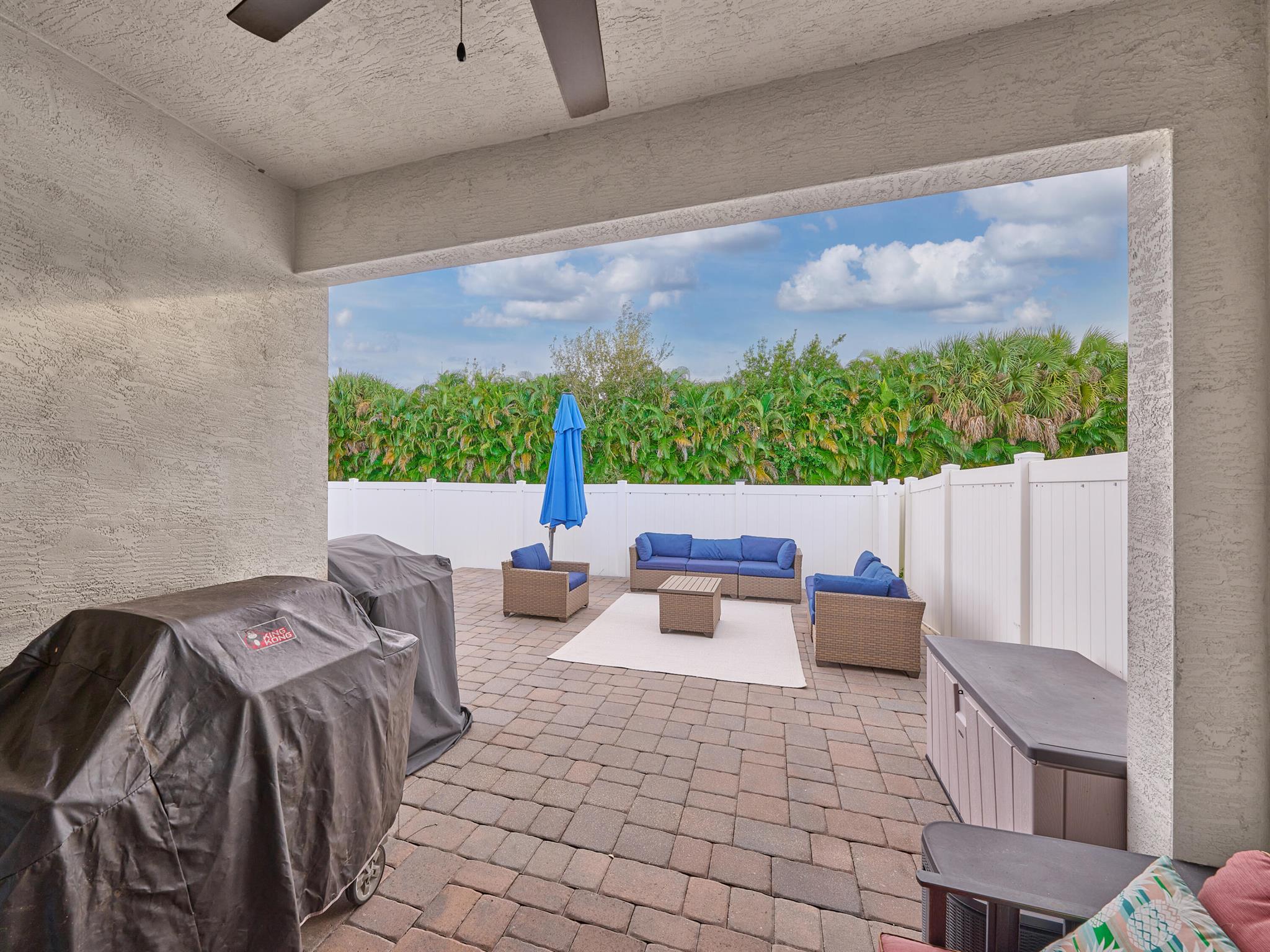 4034 Tomoka Drive