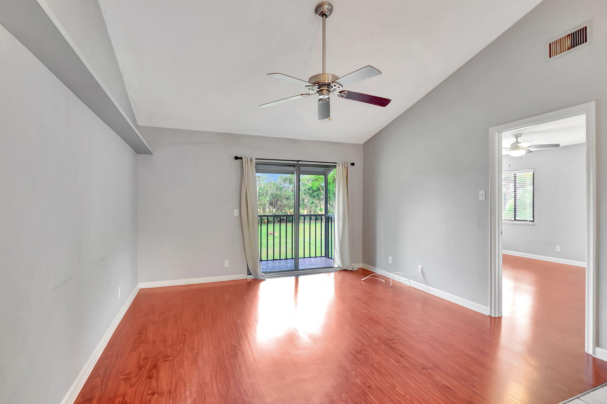 2525 SW 22nd Avenue 202