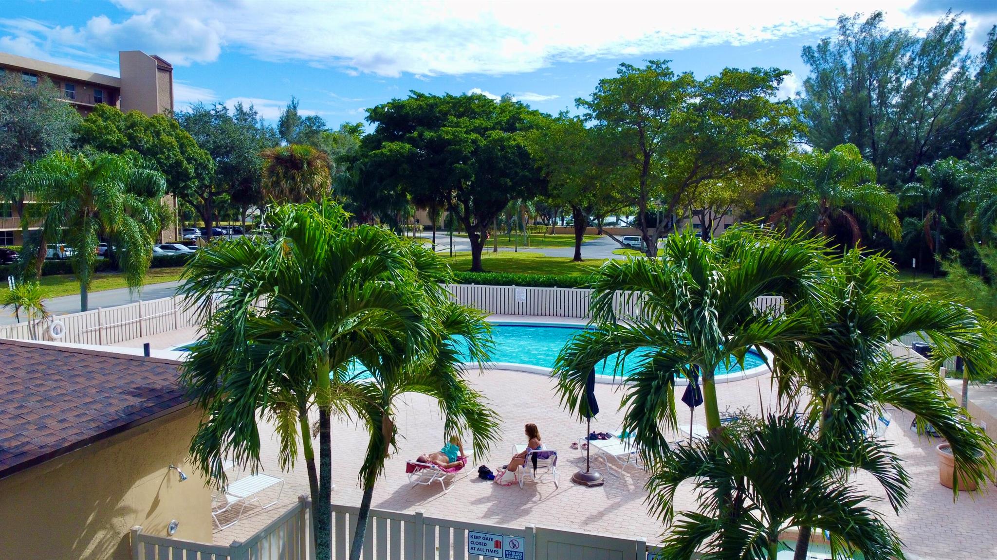 4570 NW 18th Avenue 608