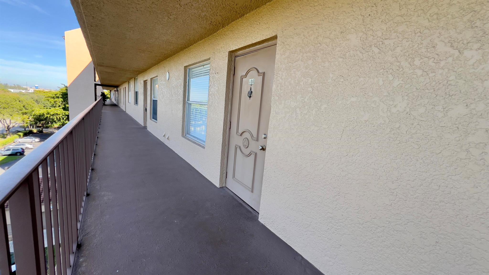 4570 NW 18th Avenue 608