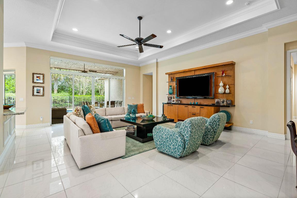 8699 Eagle Peak Pass