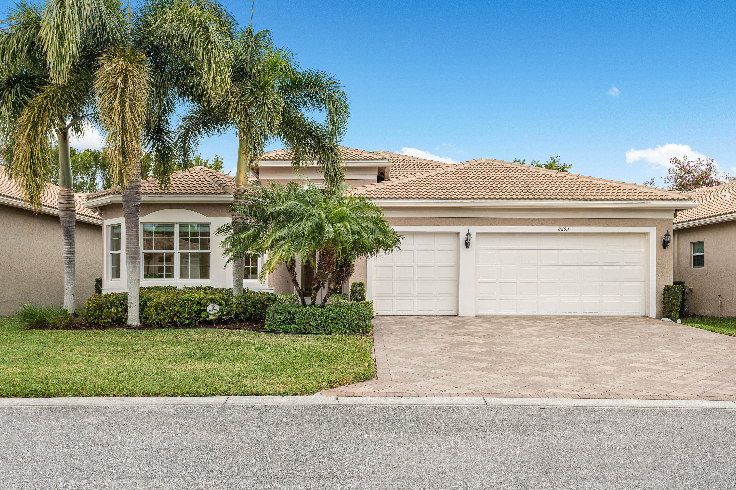 8699 Eagle Peak Pass