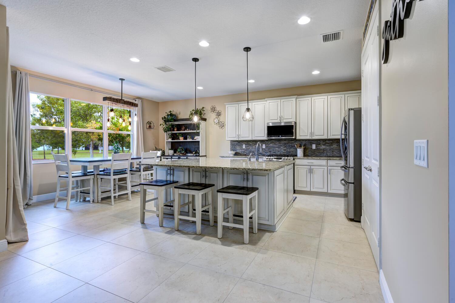 19589 Wheelbarrow Bend